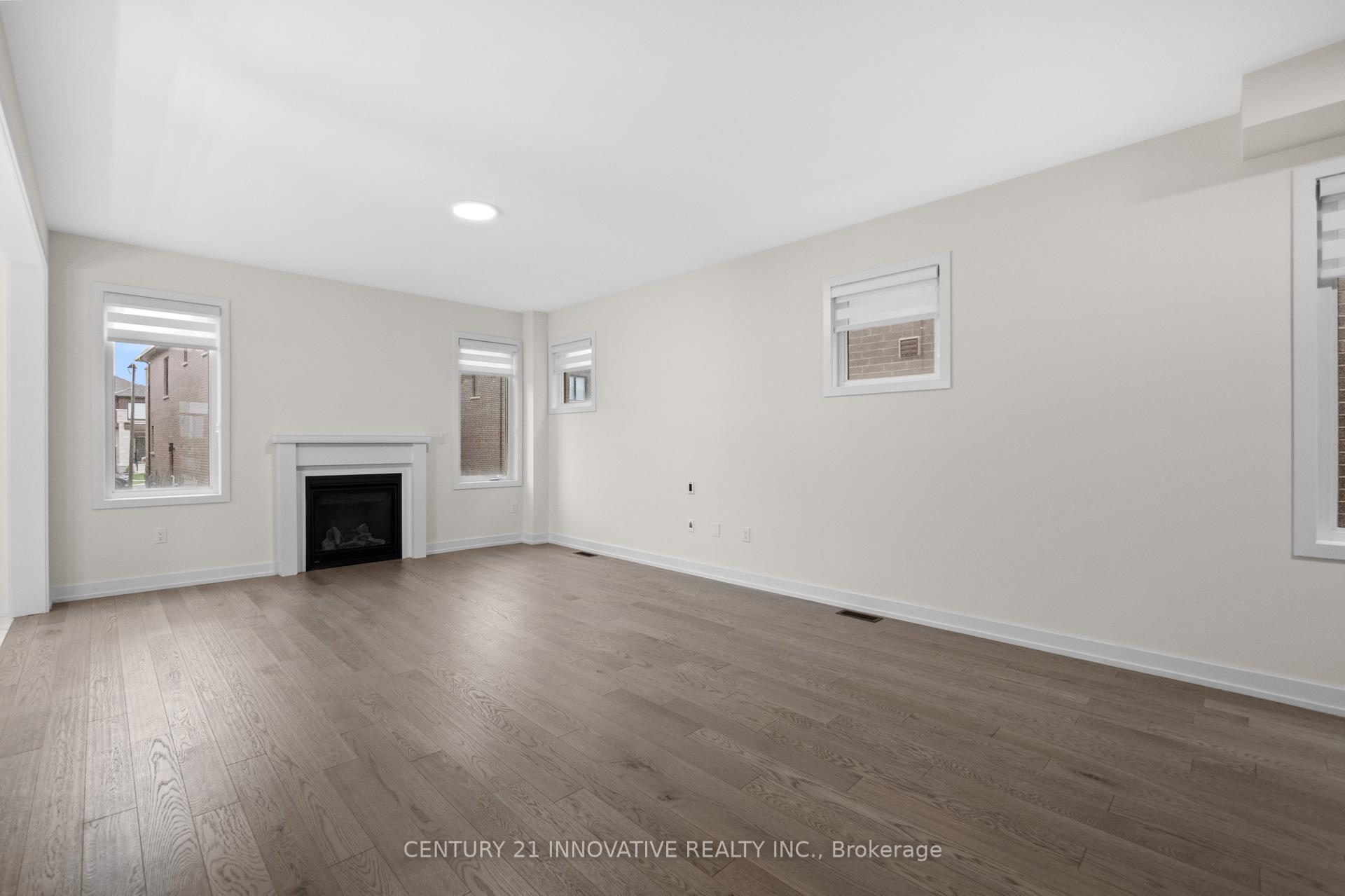 Photo 11 of 641 Etheridge Avenue E, Milton, Cobban — HOMEH