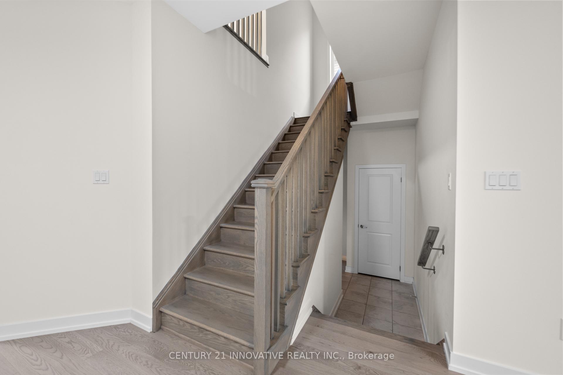 Photo 19 of 641 Etheridge Avenue E, Milton, Cobban — HOMEH