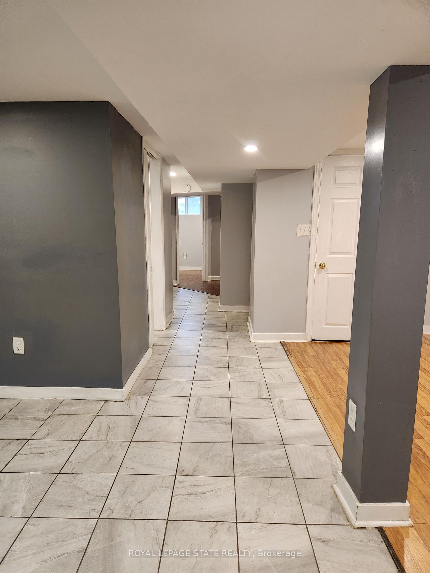 Photo 12 of Unit Lower, 233 Huxley Avenue S, Hamilton, Delta — HOMEH