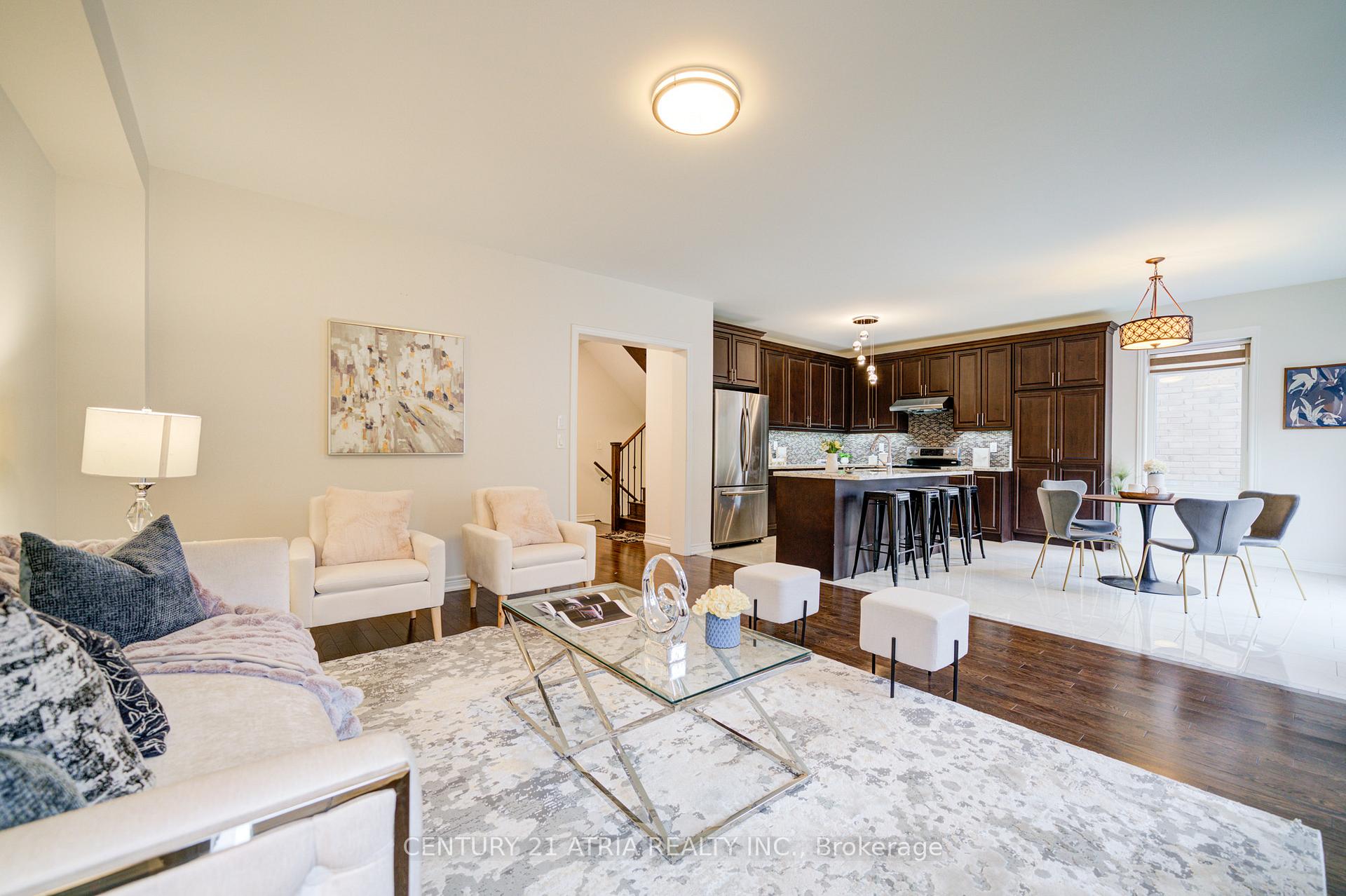 Photo 19 of 75 Collier Crescent, Markham, Wismer — HOMEH