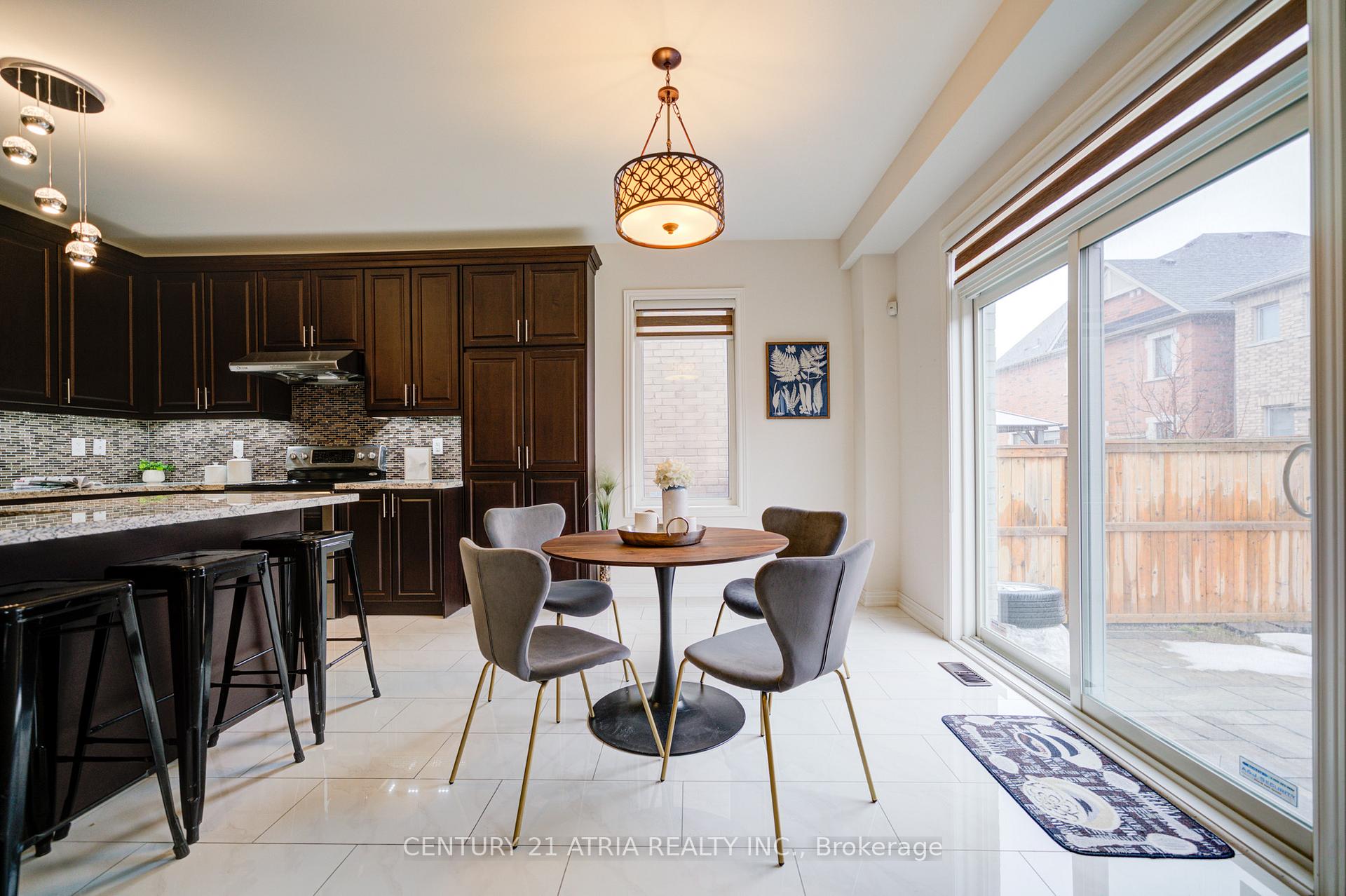 Photo 21 of 75 Collier Crescent, Markham, Wismer — HOMEH