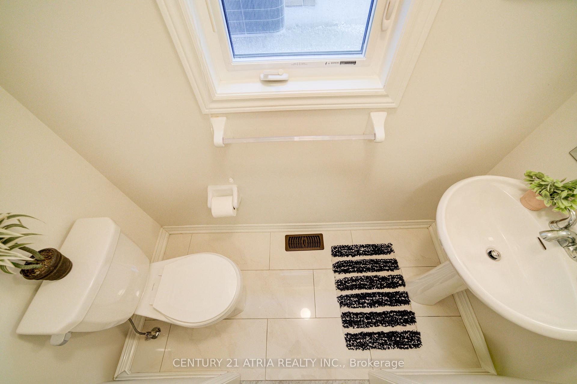 Photo 43 of 75 Collier Crescent, Markham, Wismer — HOMEH