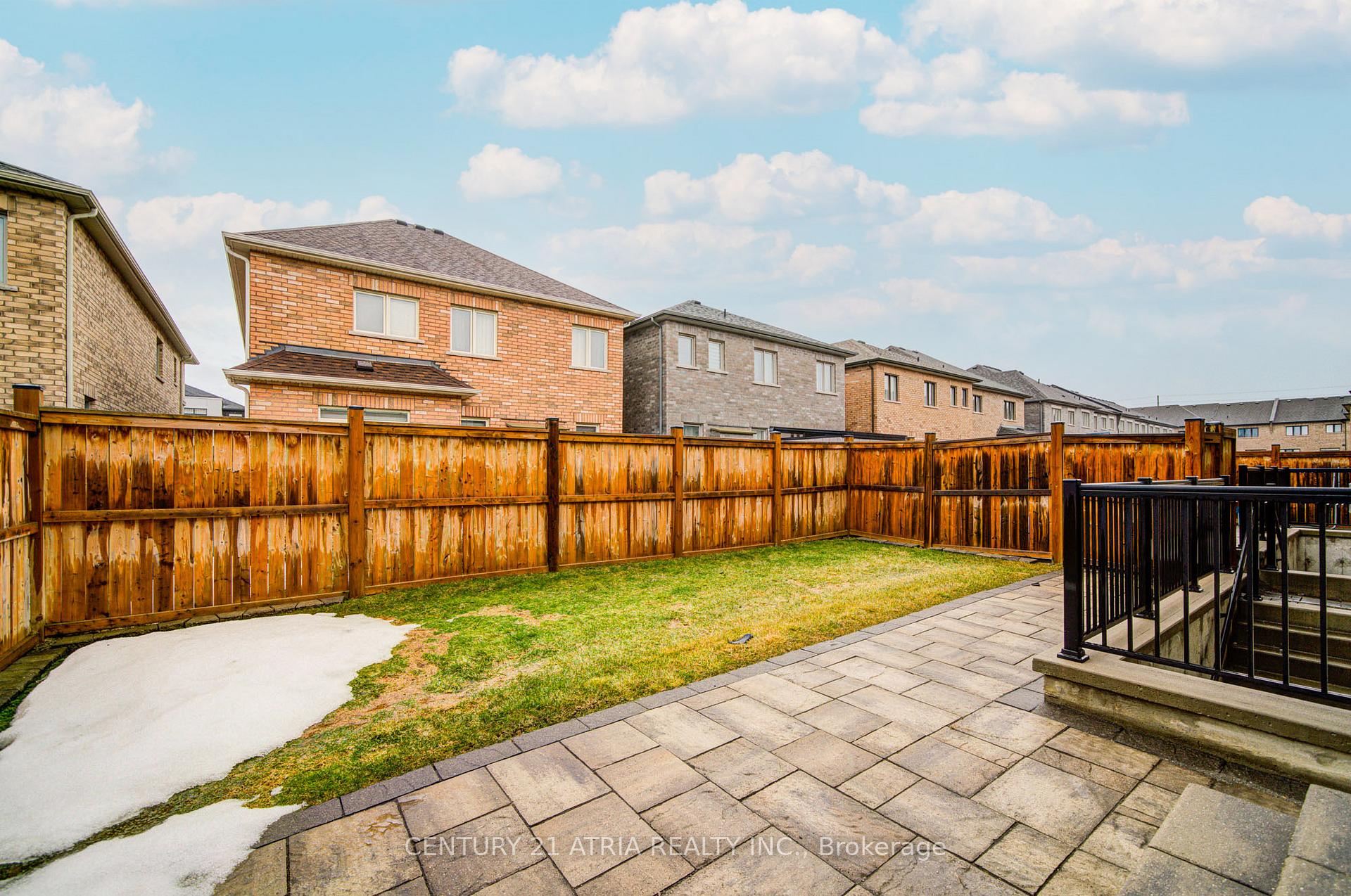Photo 47 of 75 Collier Crescent, Markham, Wismer — HOMEH