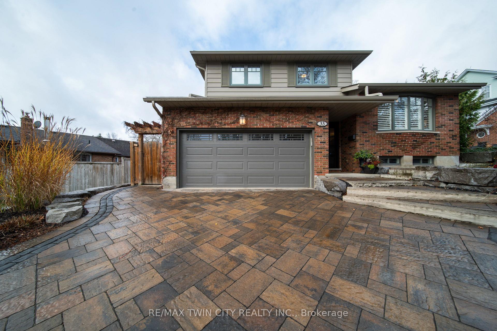 Photo 39 of 33 Woodview Crescent, Kitchener — HOMEH