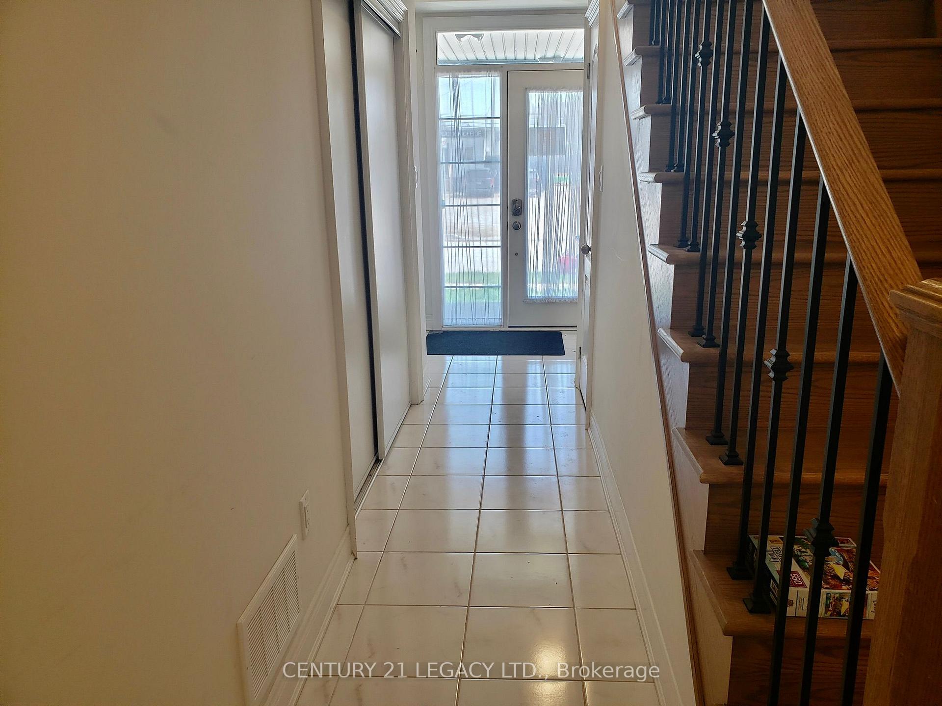 Photo 16 of 1441 Clarriage Court, Milton, Ford — HOMEH