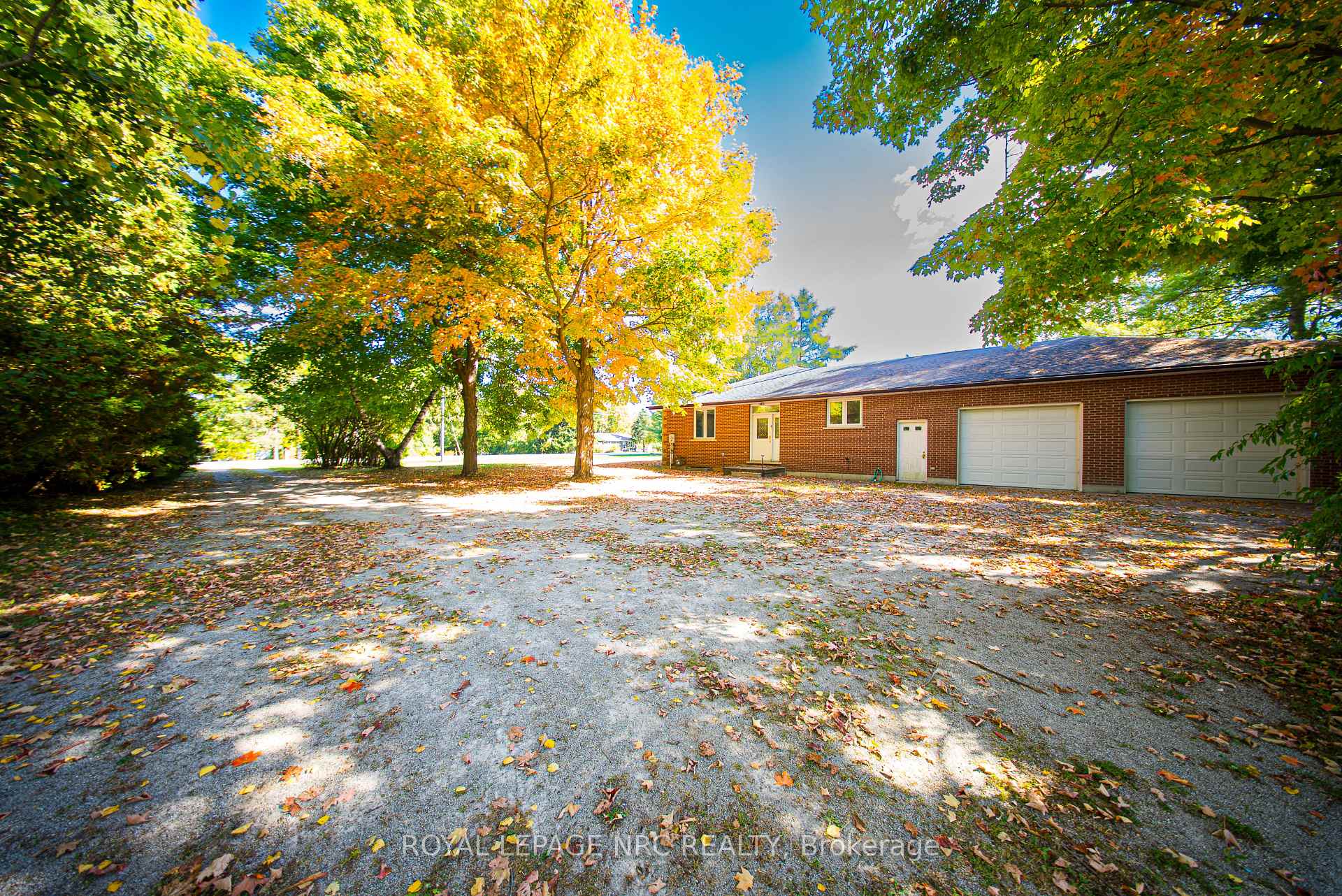Photo 4 of 8334 Guelph Line, Milton, Rural Milton West — HOMEH