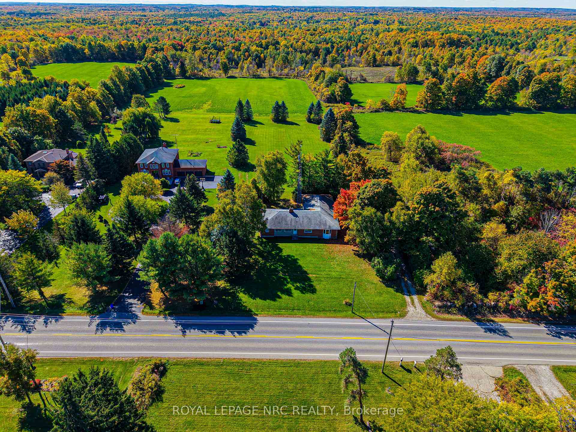 Photo 8 of 8334 Guelph Line, Milton, Rural Milton West — HOMEH