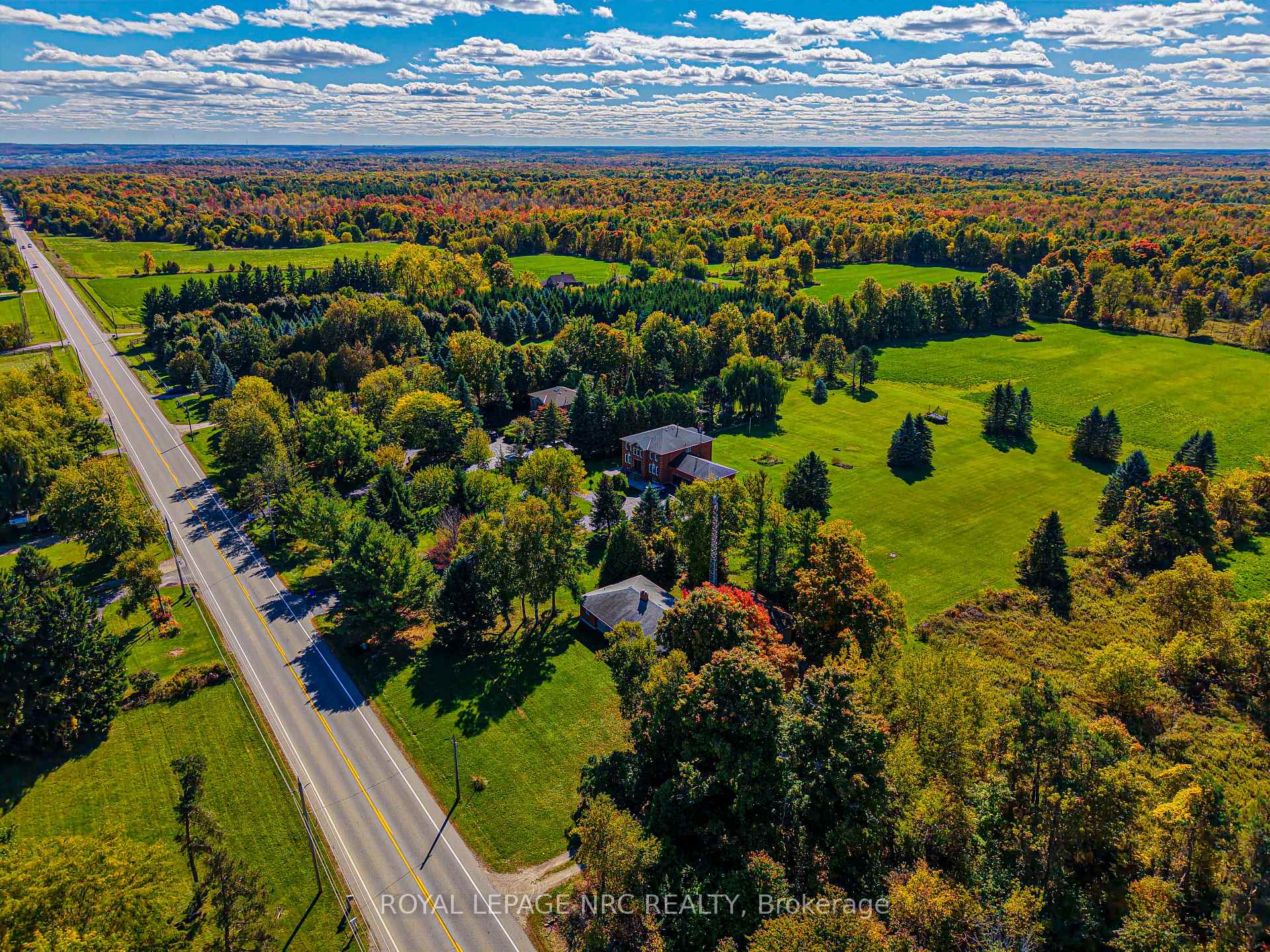 Photo 13 of 8334 Guelph Line, Milton, Rural Milton West — HOMEH