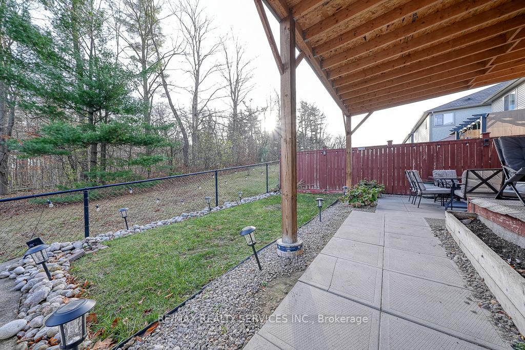 Photo 38 of 716 Robert Ferrie Drive, Kitchener — HOMEH
