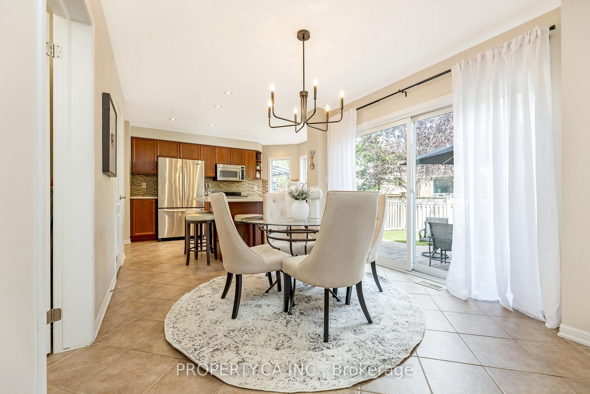 Photo 9 of 654 Laughren Crescent, Milton, Coates — HOMEH