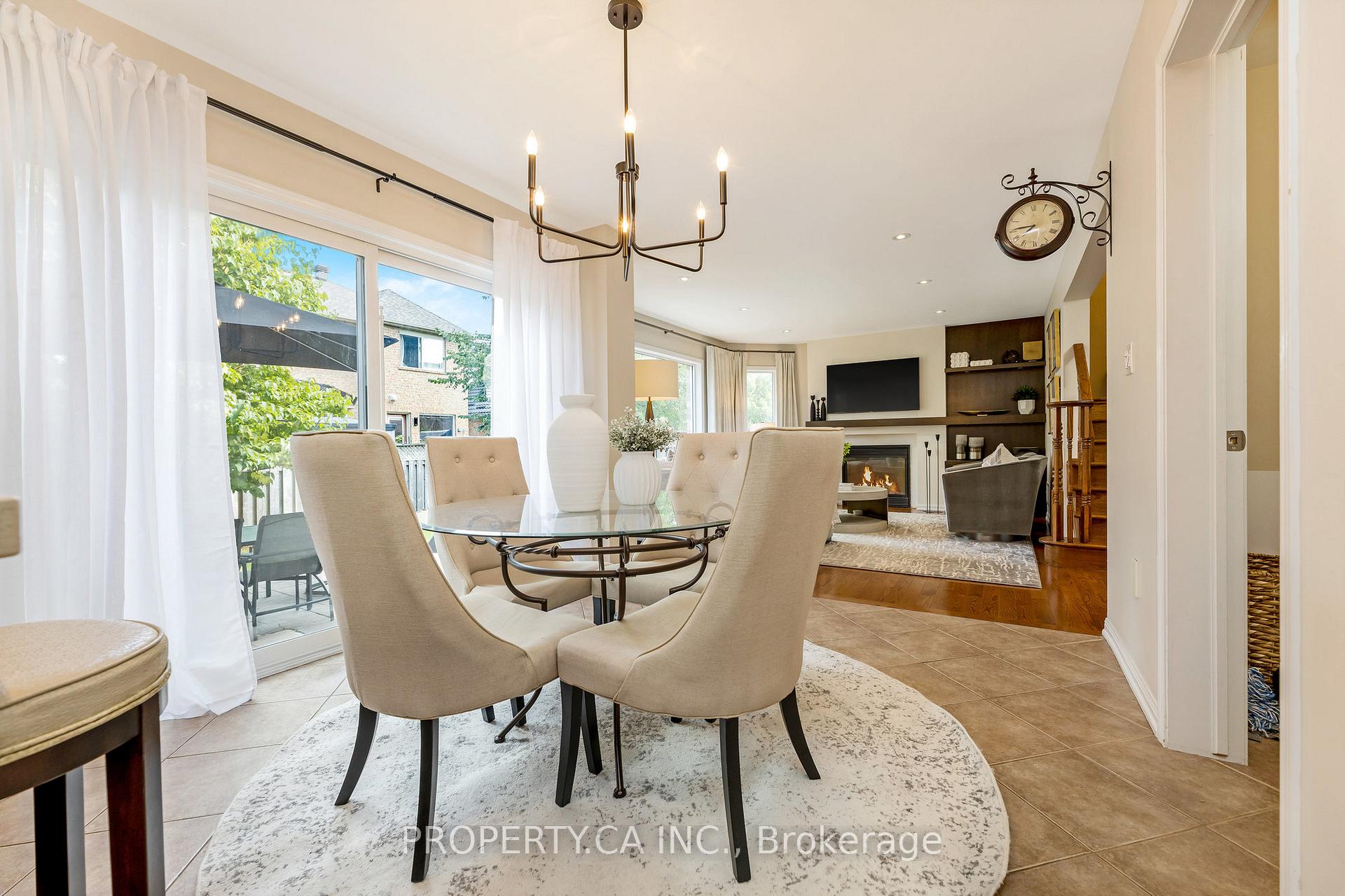 Photo 14 of 654 Laughren Crescent, Milton, Coates — HOMEH