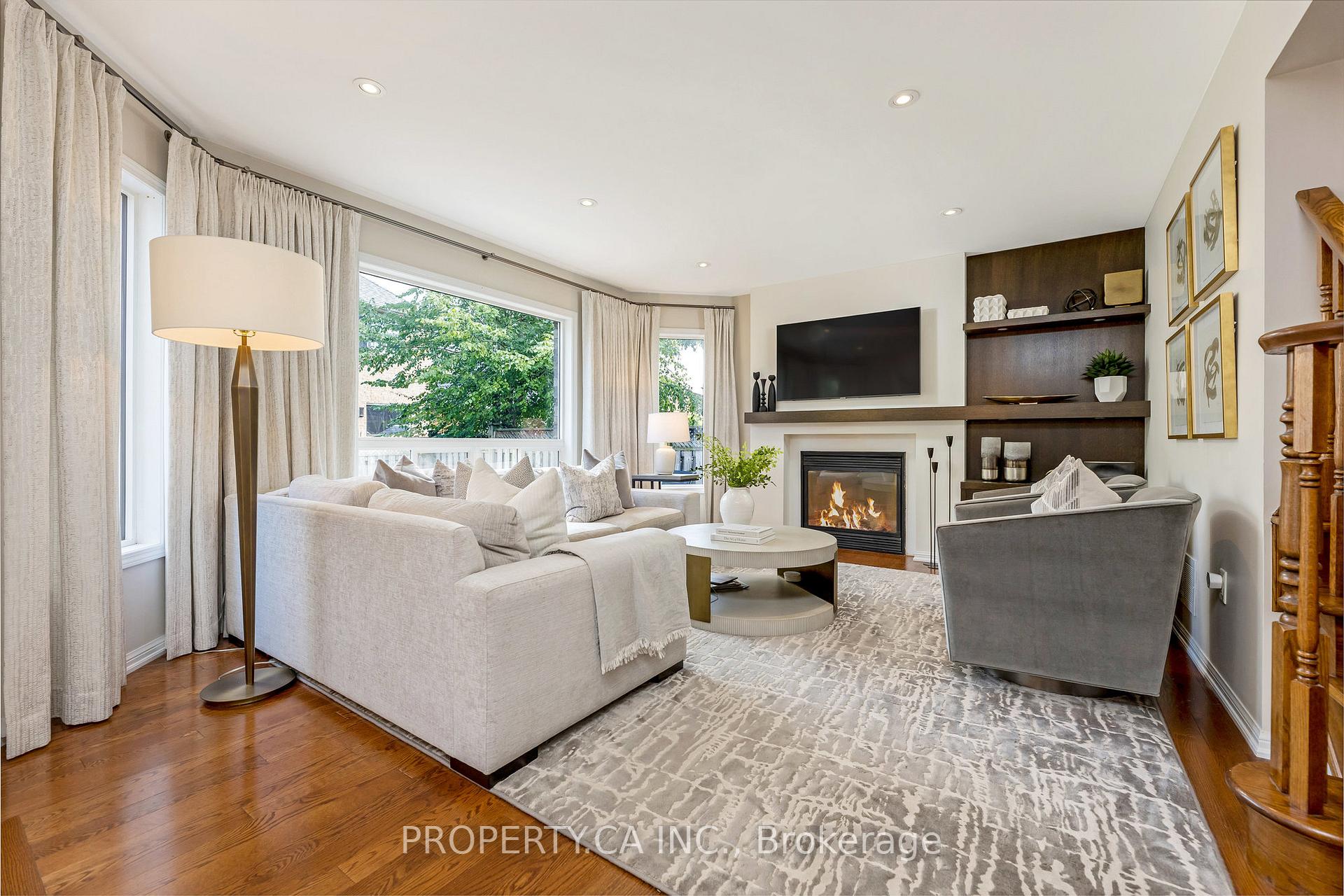 Photo 15 of 654 Laughren Crescent, Milton, Coates — HOMEH