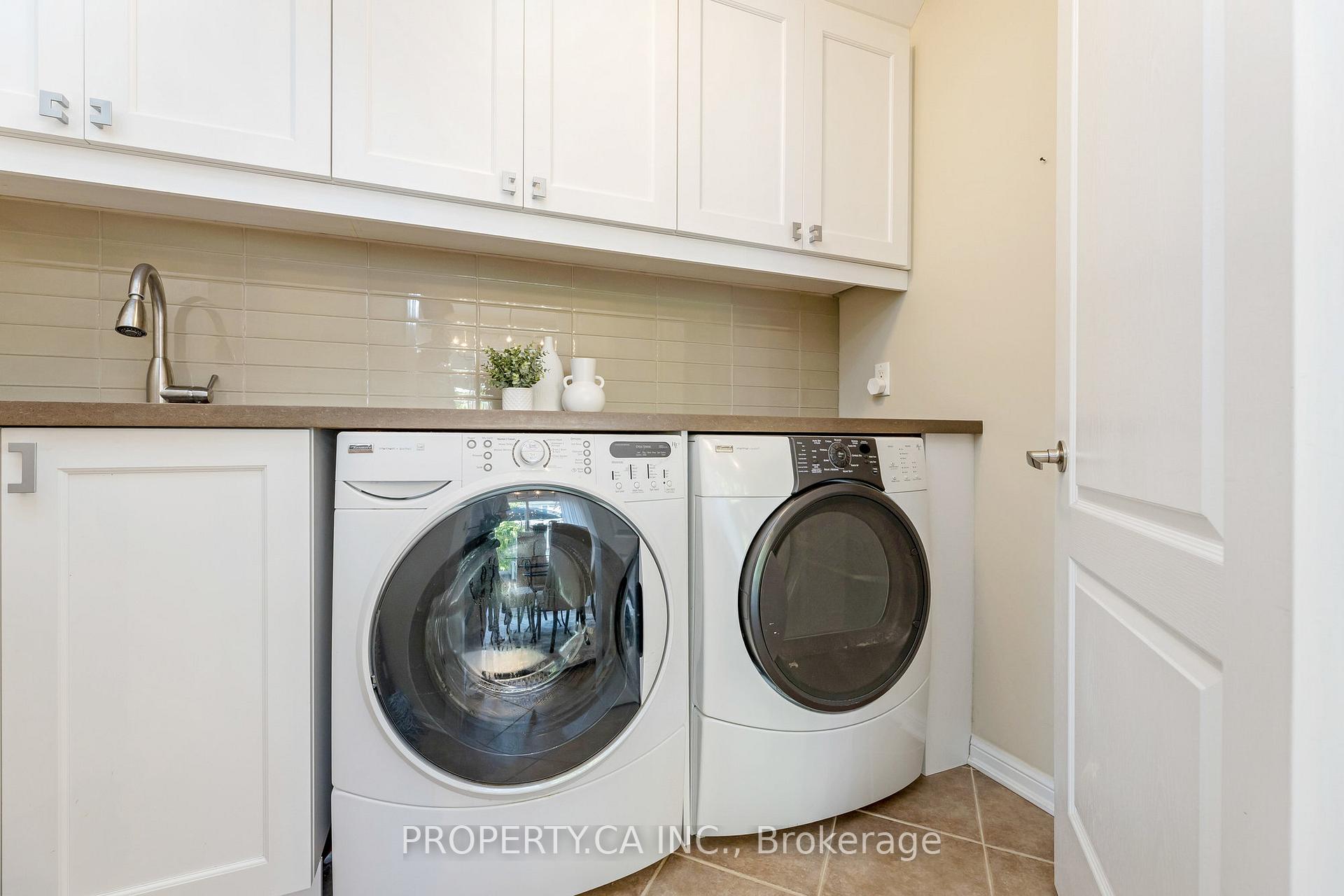 Photo 17 of 654 Laughren Crescent, Milton, Coates — HOMEH