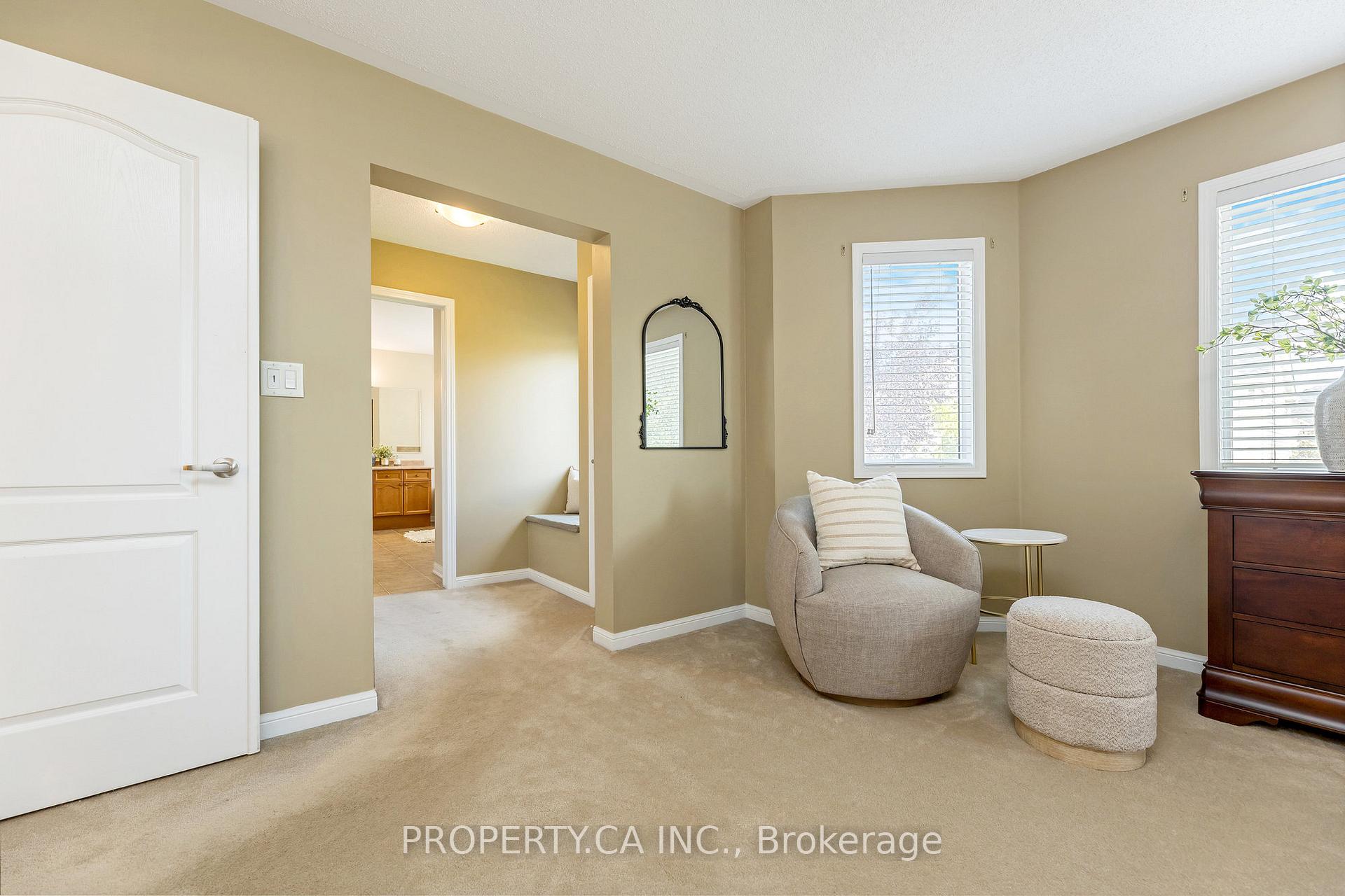 Photo 21 of 654 Laughren Crescent, Milton, Coates — HOMEH