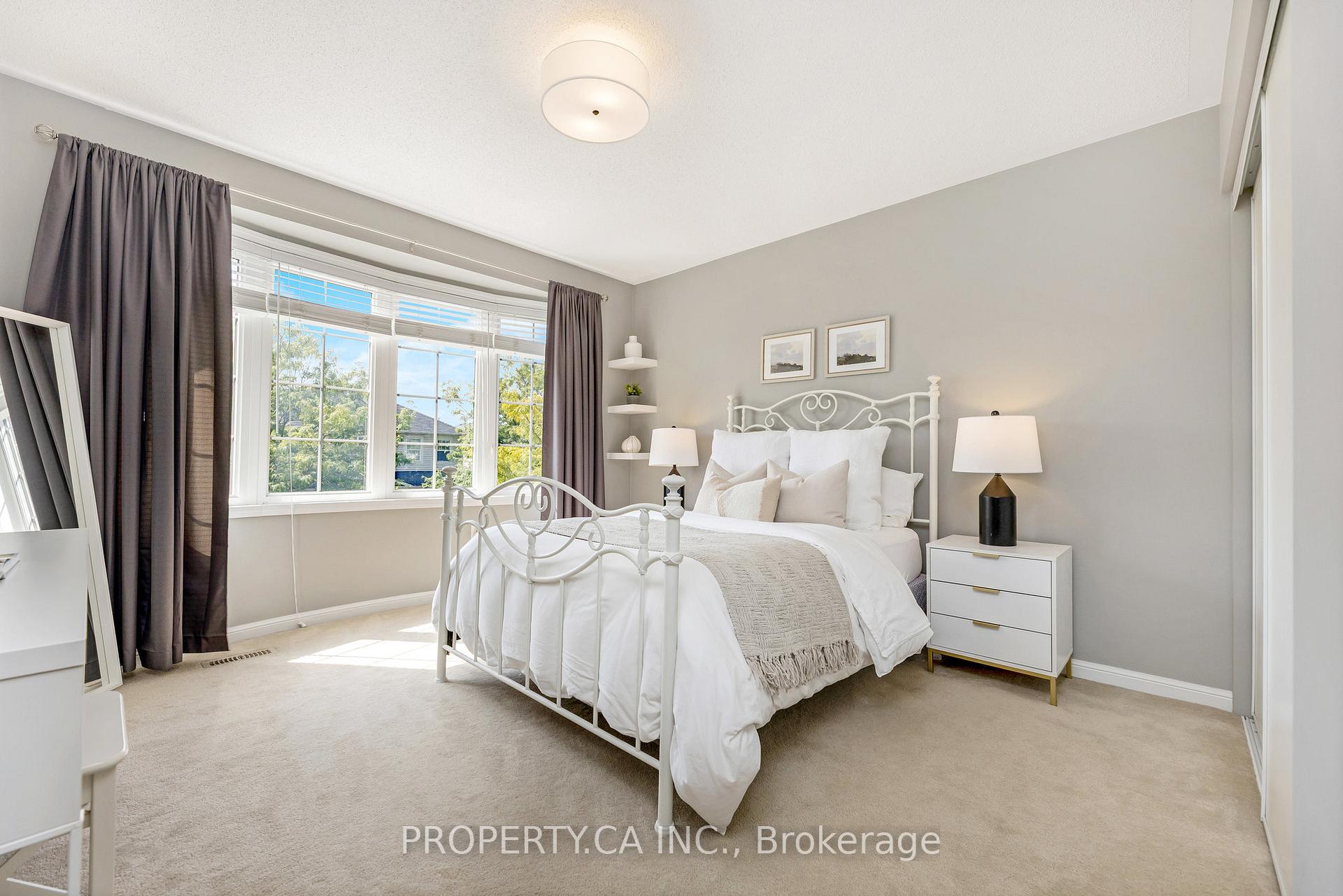 Photo 25 of 654 Laughren Crescent, Milton, Coates — HOMEH
