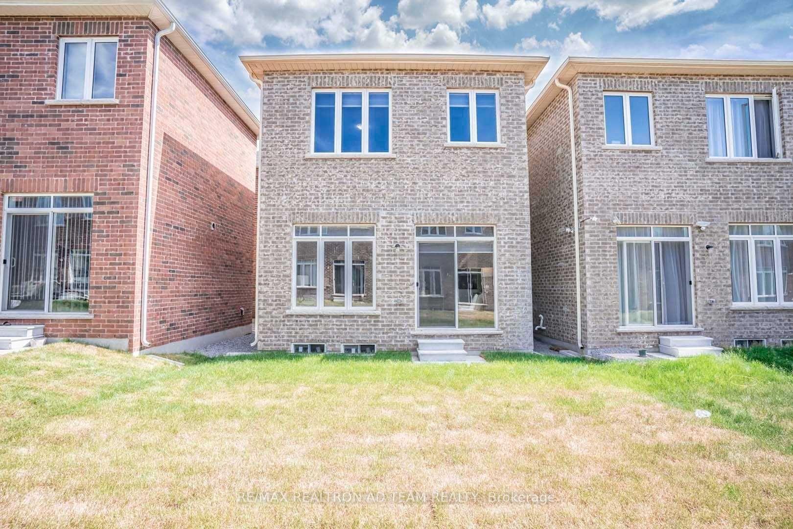 Photo 28 of 24 Reddington Road, Markham, Cedarwood — HOMEH