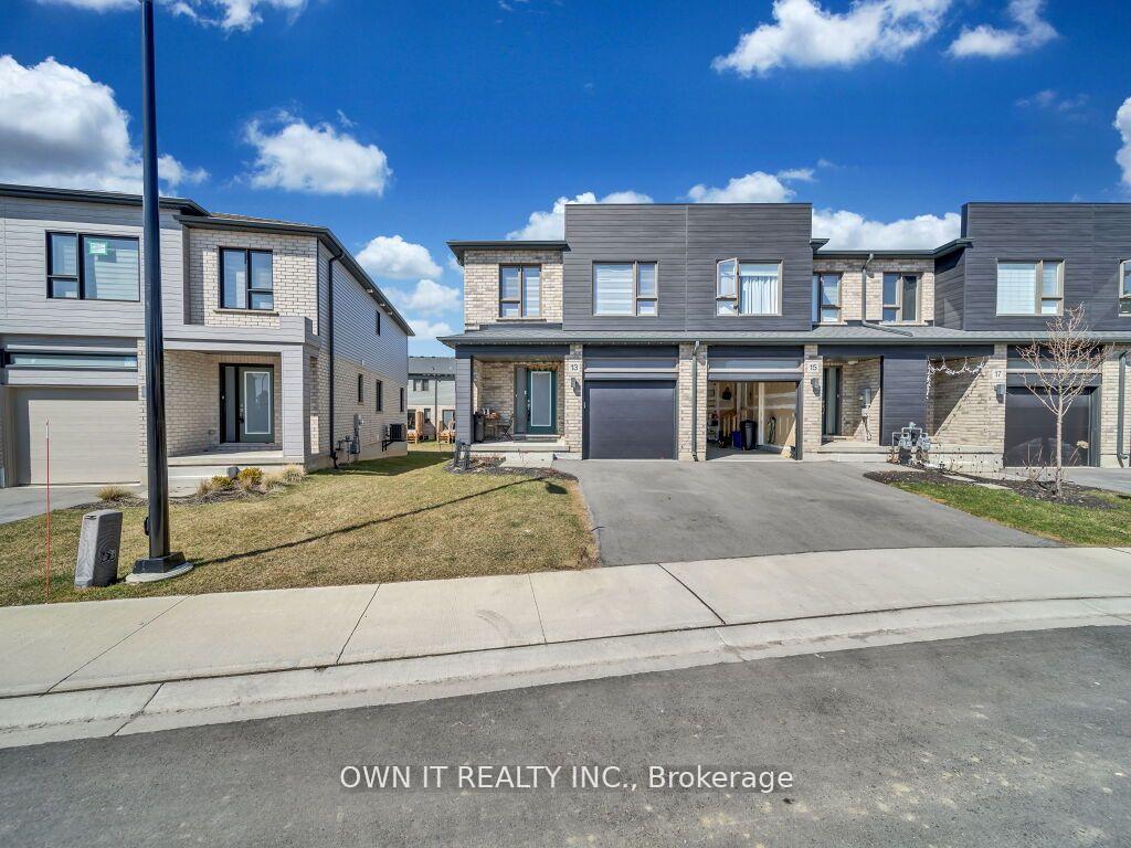 Photo 1 of 13 Shedrow Place, Kitchener — HOMEH
