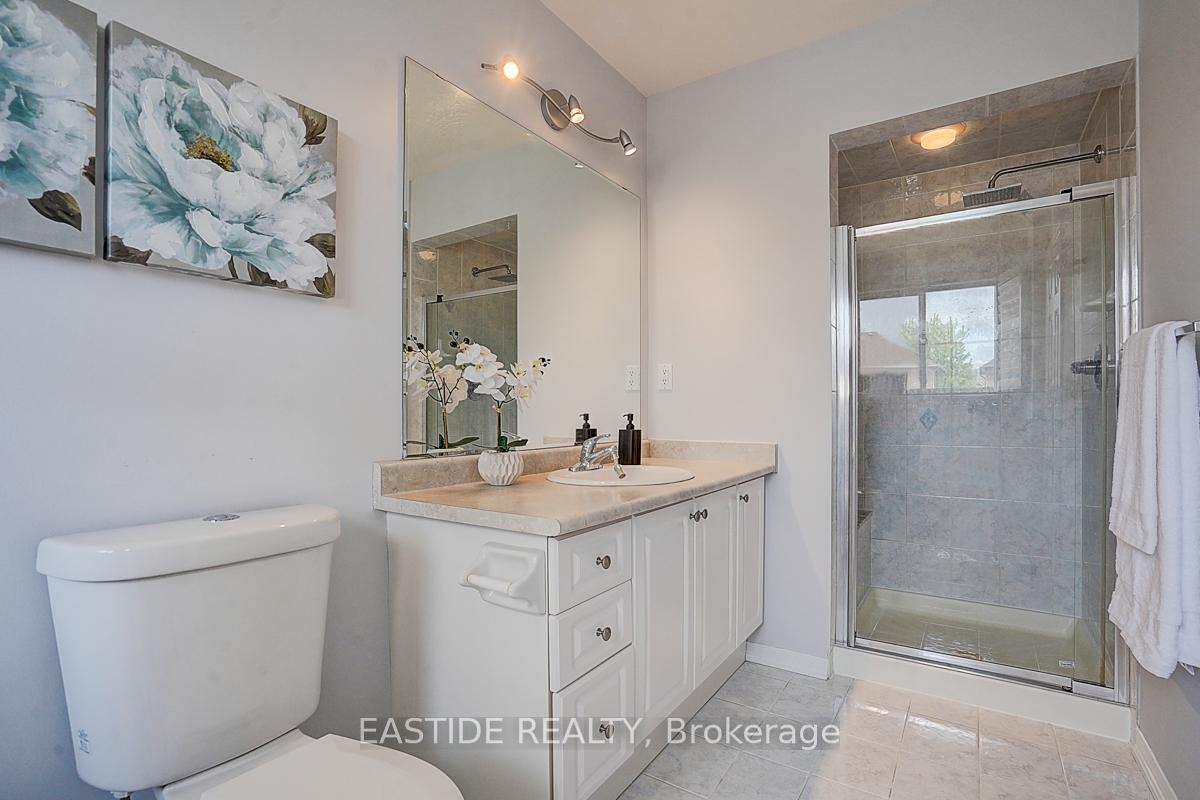 Photo 25 of 71 Andriana Crescent, Markham, Box Grove — HOMEH