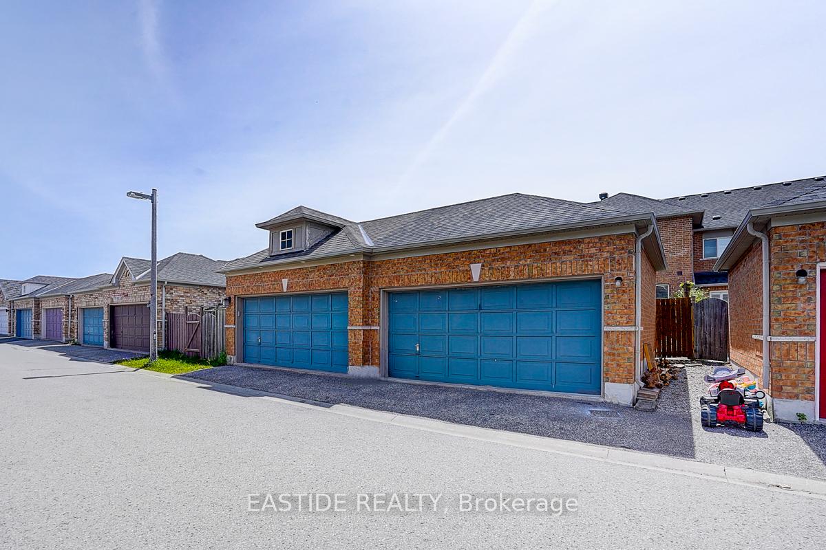 Photo 35 of 71 Andriana Crescent, Markham, Box Grove — HOMEH