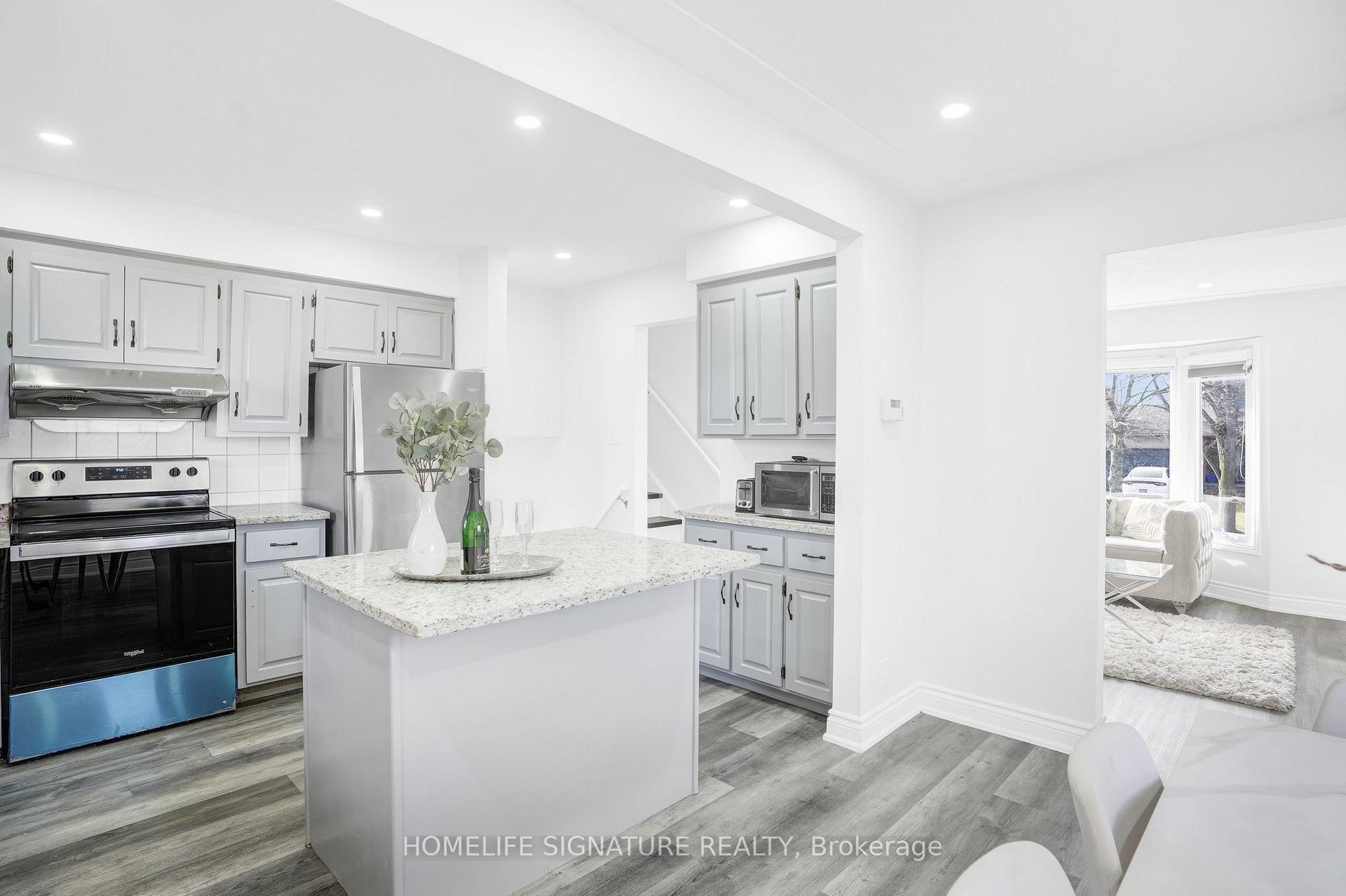Photo 8 of 77 Orchard Mill Crescent, Kitchener, Lower Doon — HOMEH
