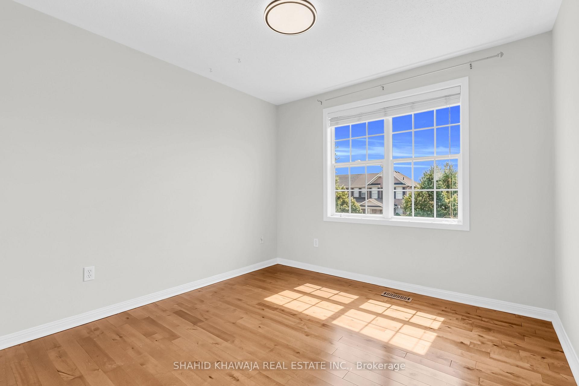Photo 21 of 492 Collis Court, Milton, Clarke — HOMEH