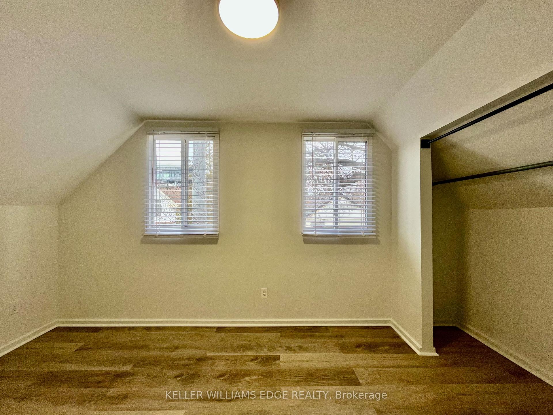 Photo 10 of 315 Hunter Street W, Hamilton, Kirkendall — HOMEH