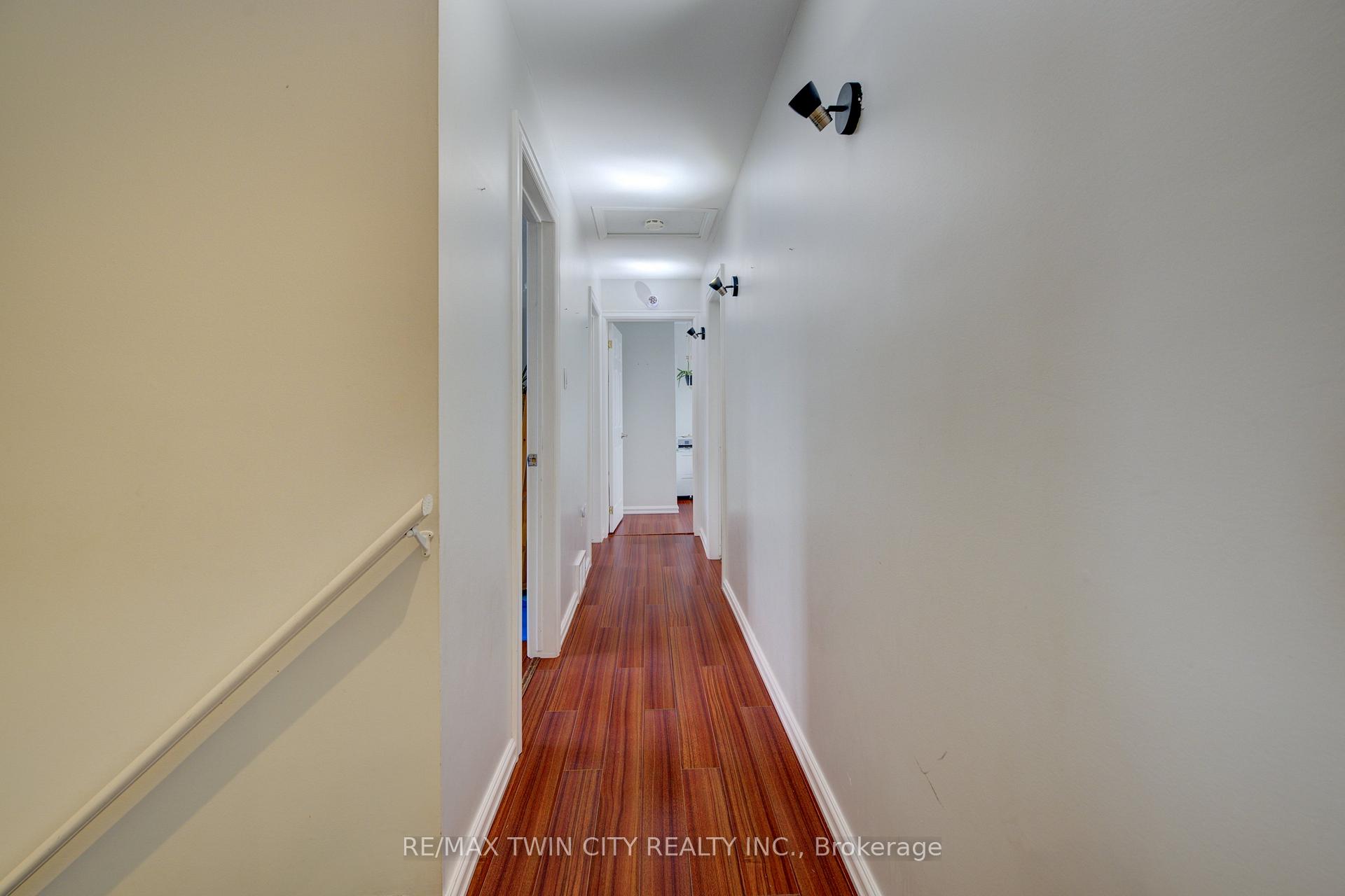 Photo 10 of 555 Westheights Drive, Kitchener — HOMEH