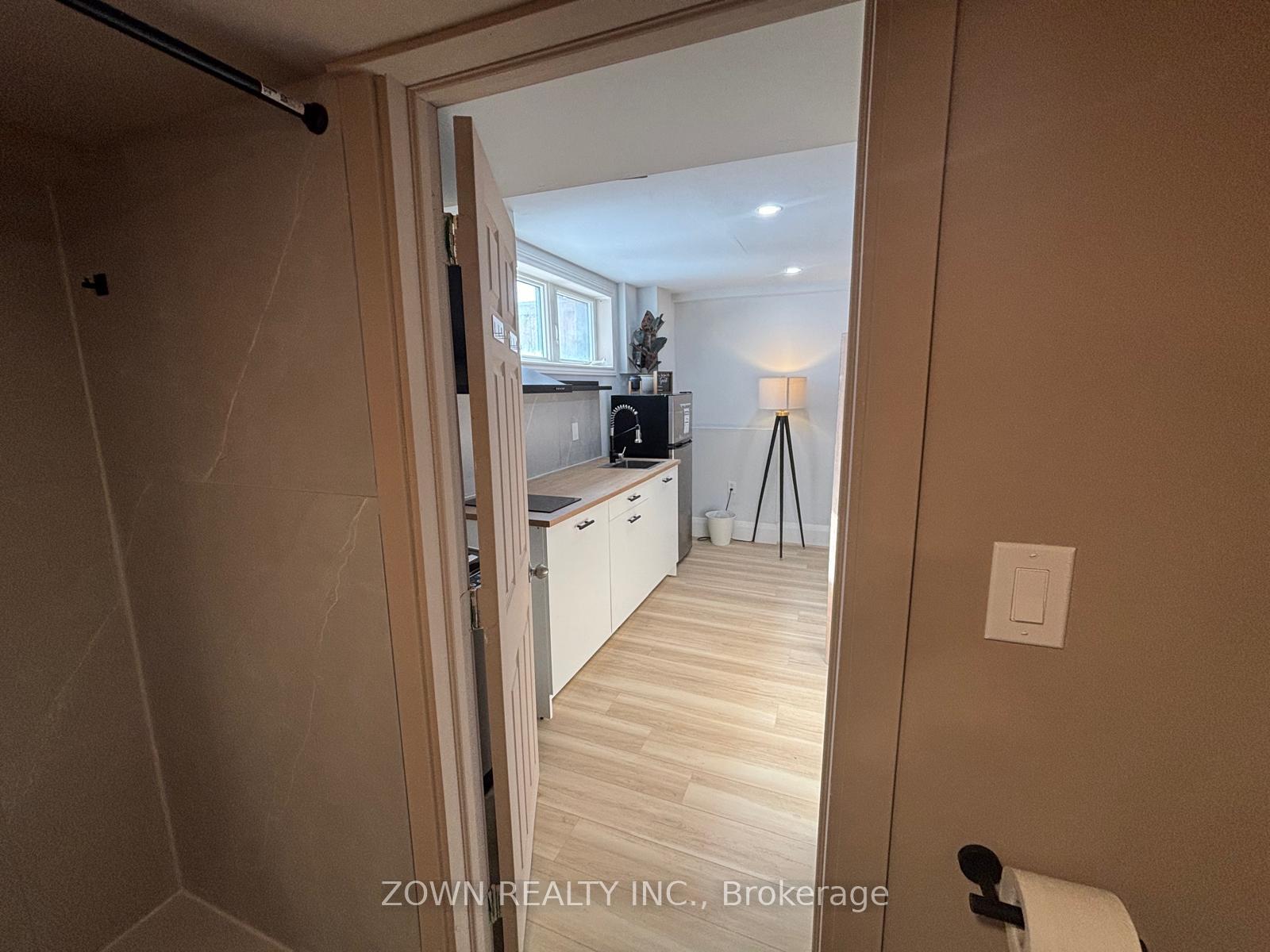 Photo 11 of Unit Basement, 52 Crafter Crescent, Hamilton, Stoney Creek Mountain — HOMEH