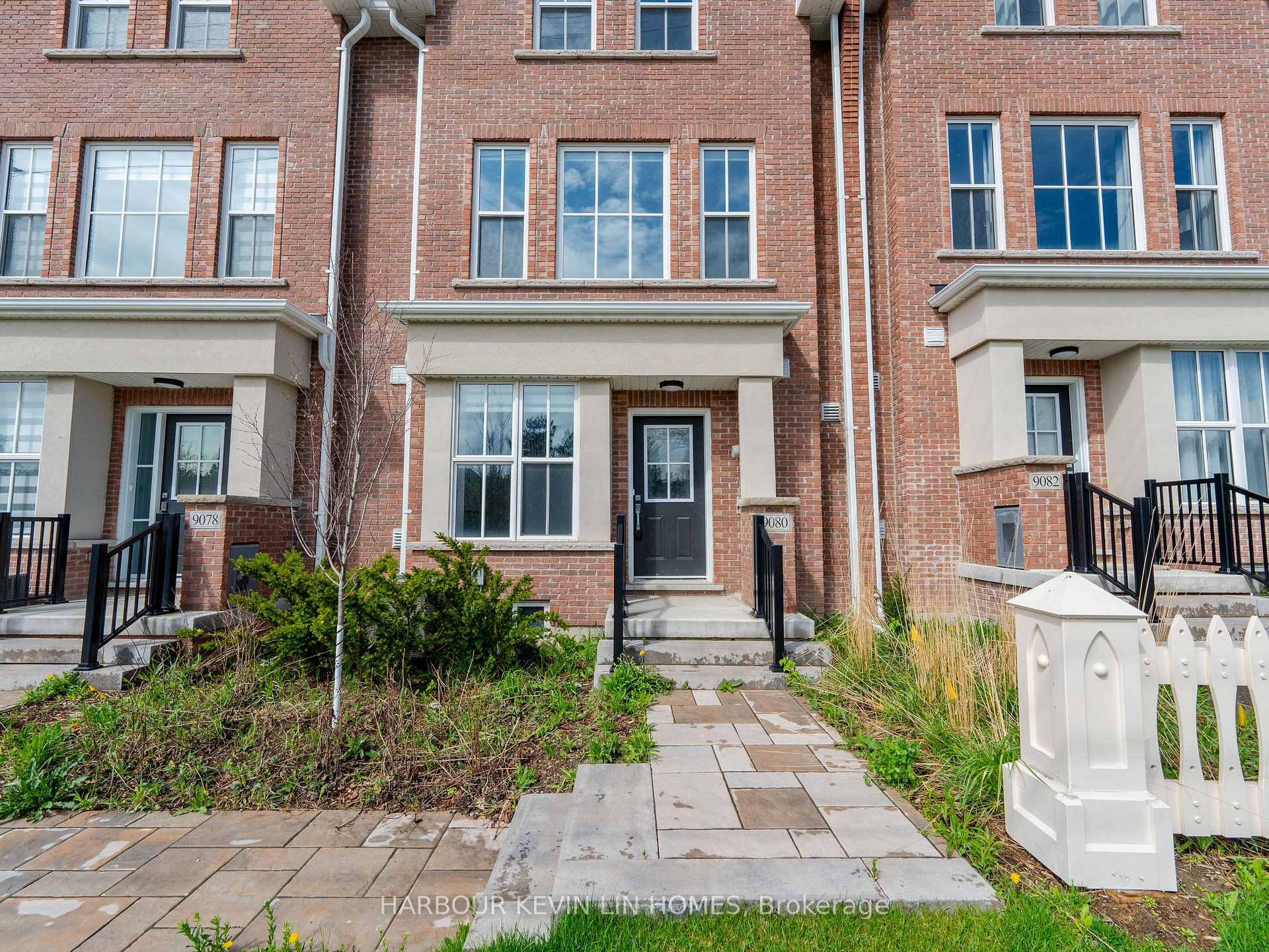 Photo 3 of 9080 Woodbine Avenue, Markham, Buttonville — HOMEH