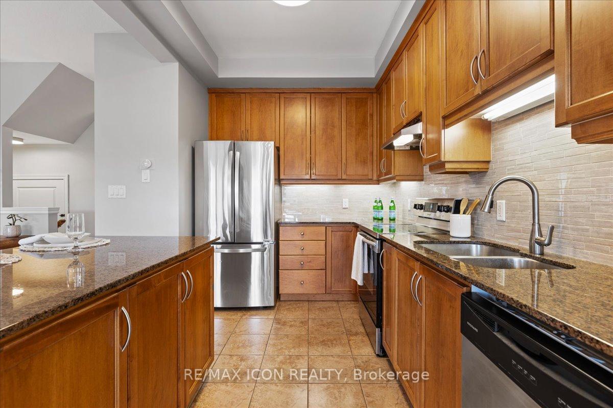 Photo 12 of 230 Greenwater Place, Kitchener, Doon South — HOMEH