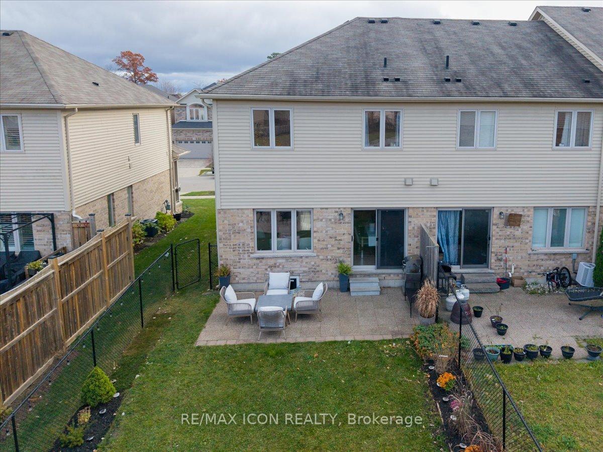 Photo 29 of 230 Greenwater Place, Kitchener, Doon South — HOMEH