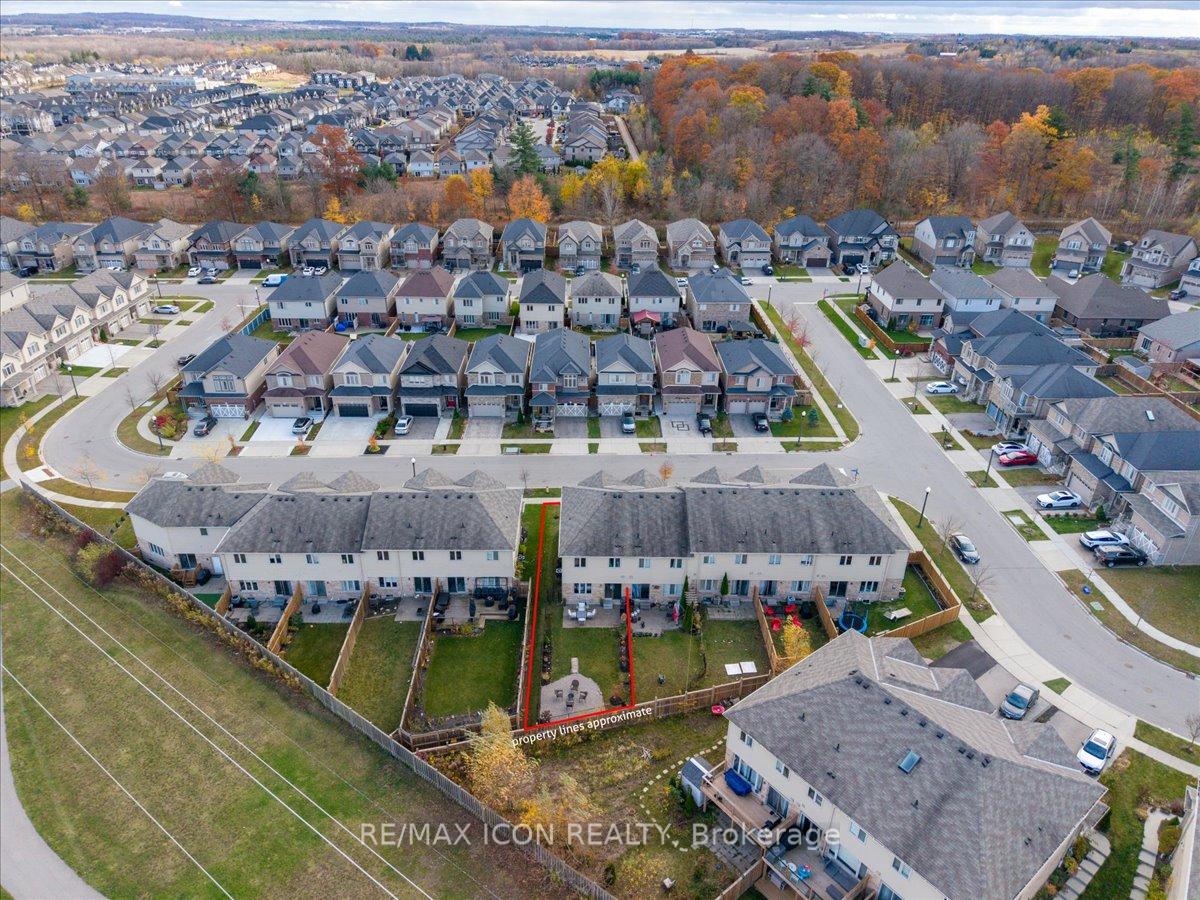 Photo 30 of 230 Greenwater Place, Kitchener, Doon South — HOMEH