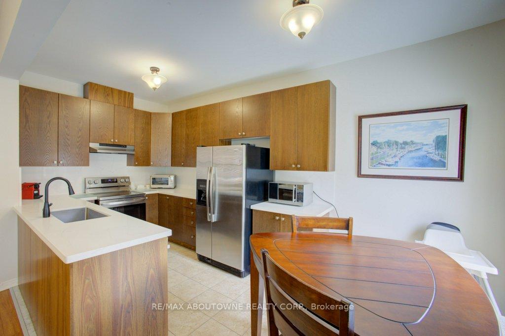 Photo 16 of 773 Shanks Heights, Milton, Coates — HOMEH