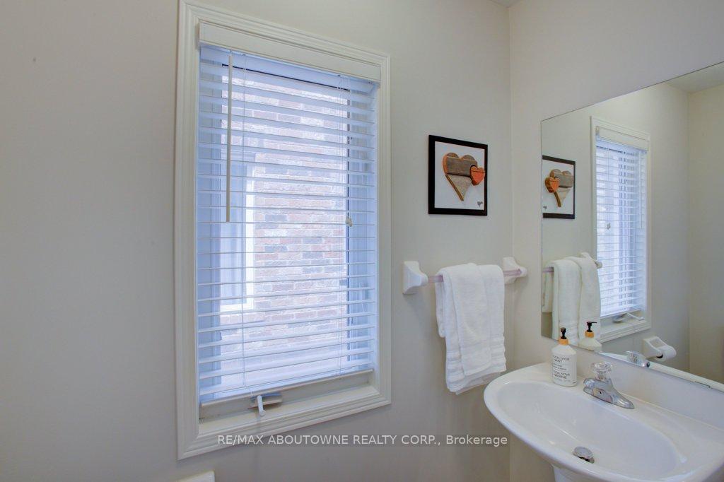 Photo 21 of 773 Shanks Heights, Milton, Coates — HOMEH