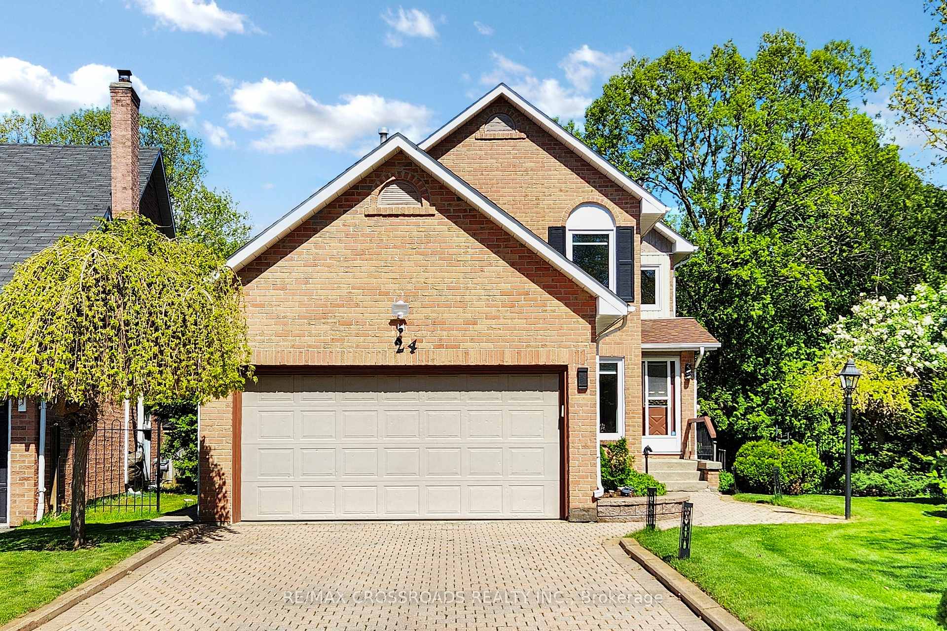 Photo 1 of 24 Dalecroft Circle, Markham, Unionville — HOMEH