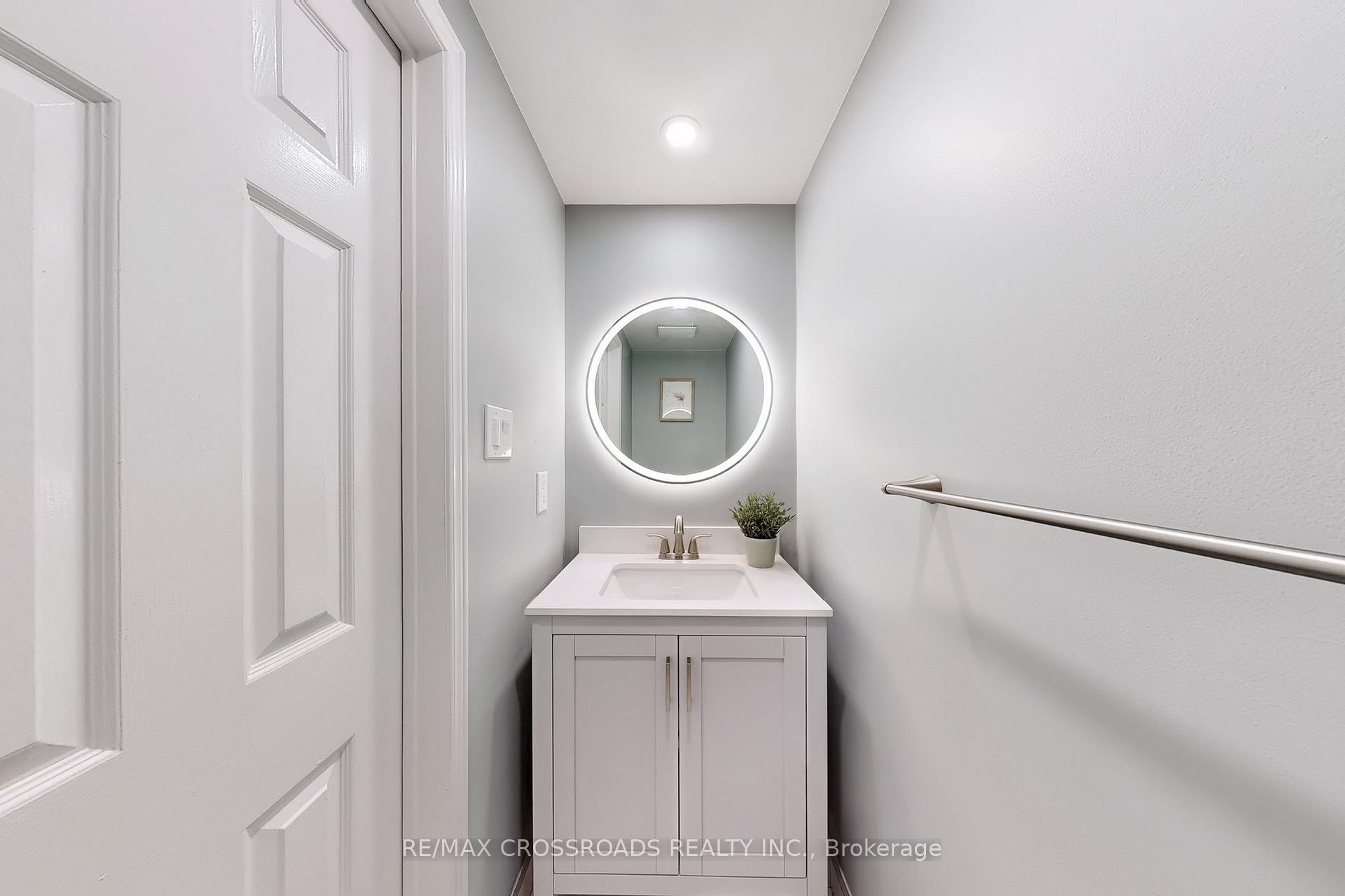 Photo 17 of 24 Dalecroft Circle, Markham, Unionville — HOMEH