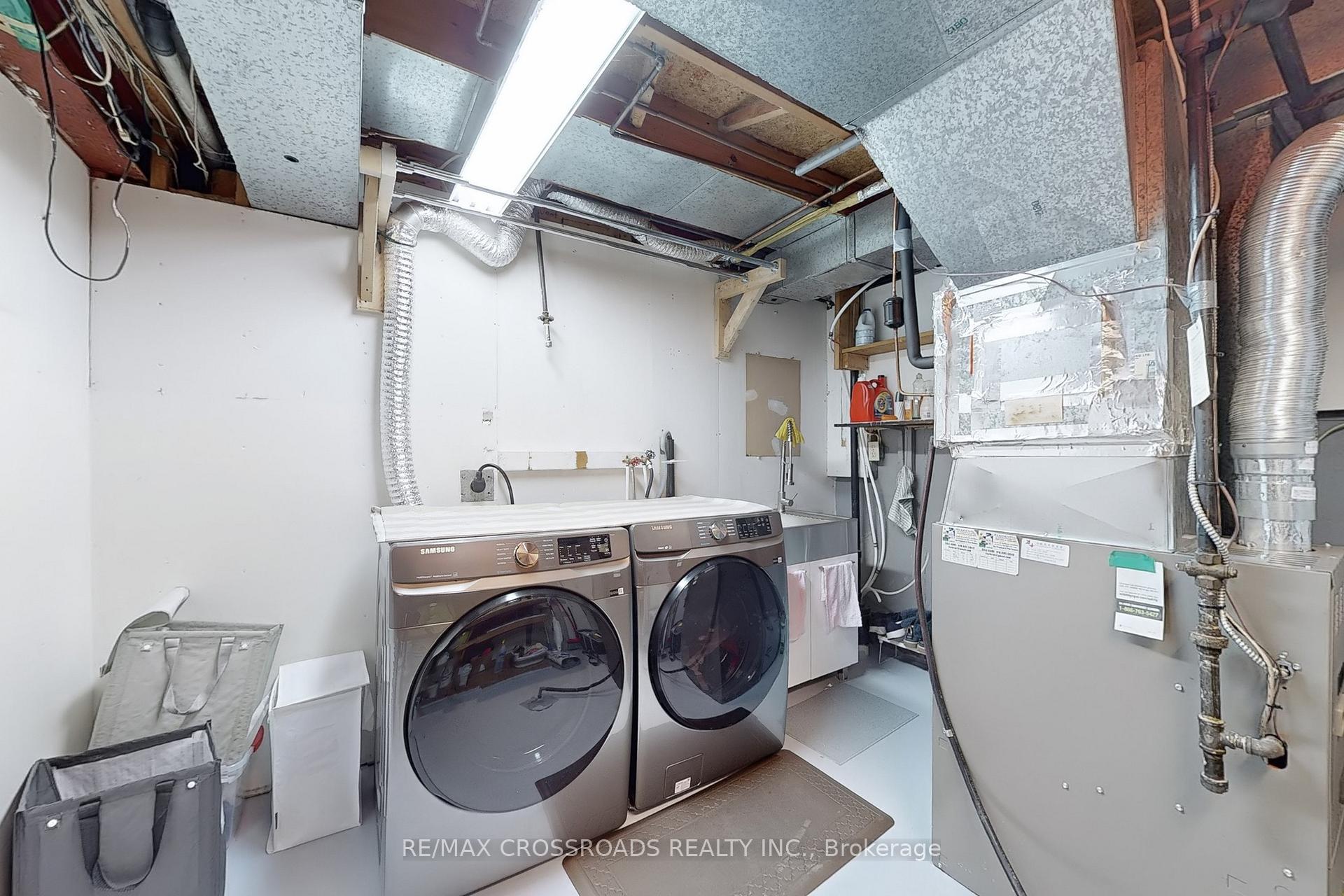 Photo 41 of 24 Dalecroft Circle, Markham, Unionville — HOMEH