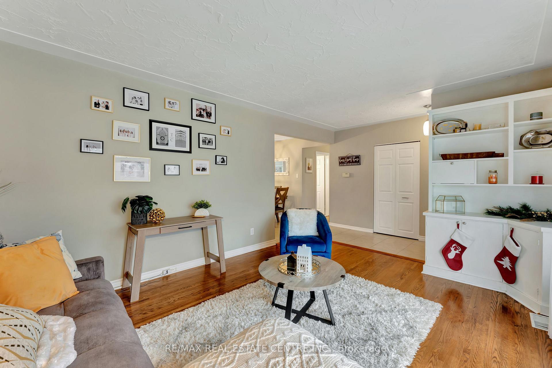 Photo 8 of 93 Crosby Drive, Kitchener — HOMEH