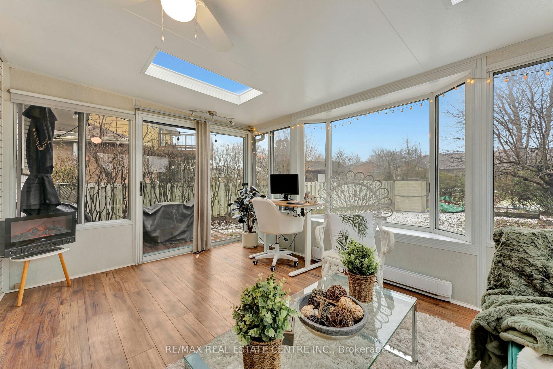 Photo 20 of 93 Crosby Drive, Kitchener — HOMEH