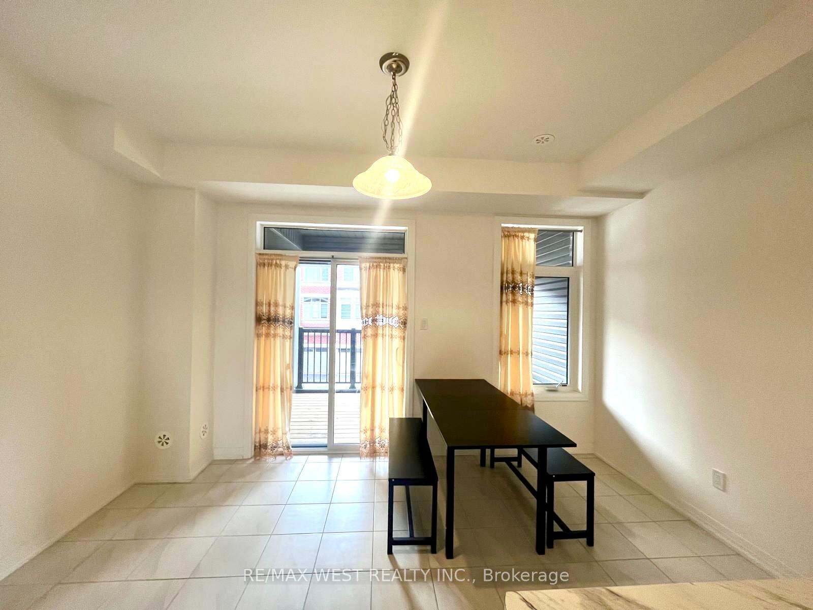 Photo 6 of Unit 2nd & 3rd Floor, 97 Carneros Way, Markham, Cedar Grove — HOMEH