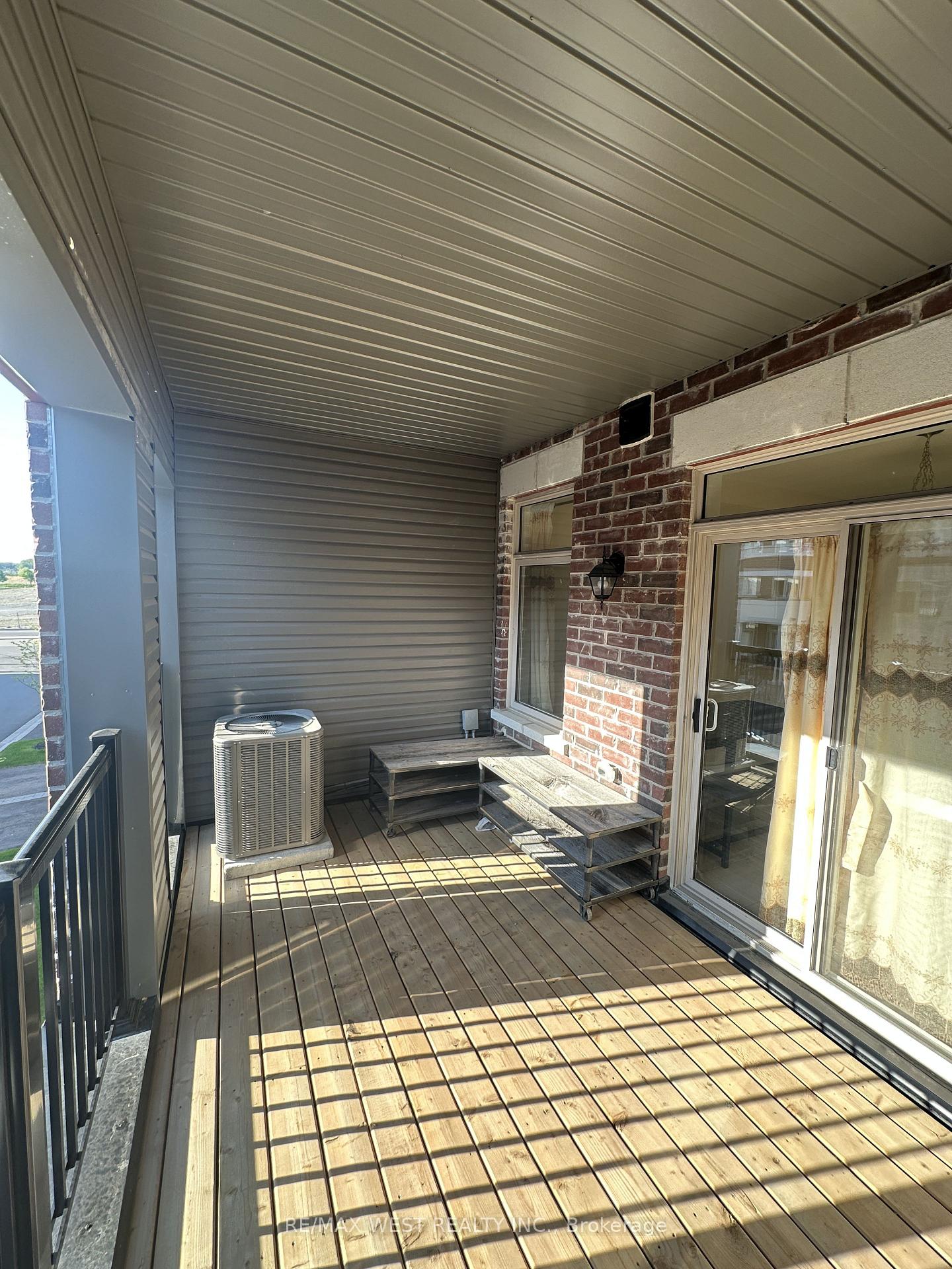 Photo 9 of Unit 2nd & 3rd Floor, 97 Carneros Way, Markham, Cedar Grove — HOMEH