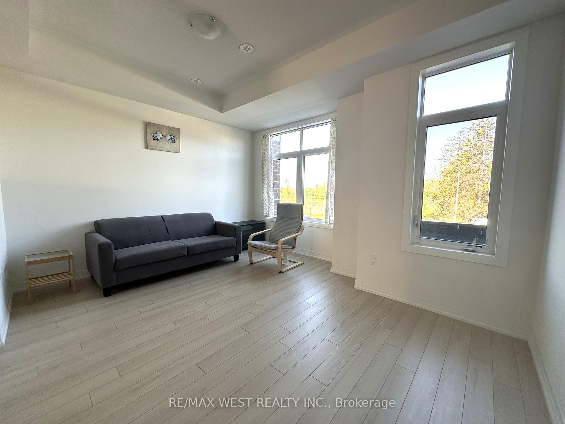 Photo 12 of Unit 2nd & 3rd Floor, 97 Carneros Way, Markham, Cedar Grove — HOMEH