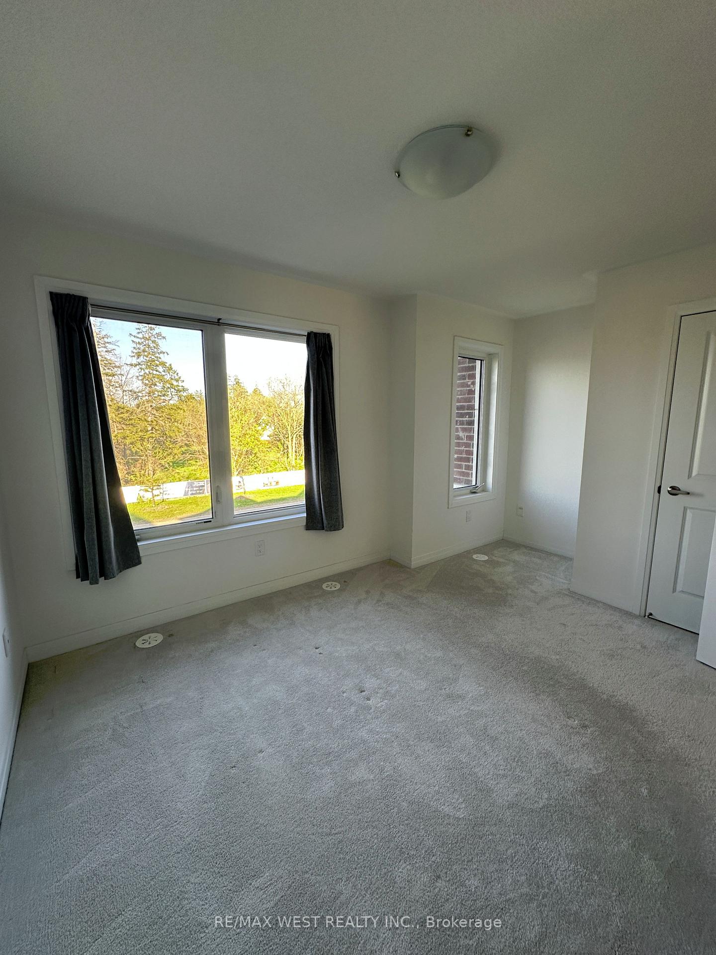 Photo 17 of Unit 2nd & 3rd Floor, 97 Carneros Way, Markham, Cedar Grove — HOMEH