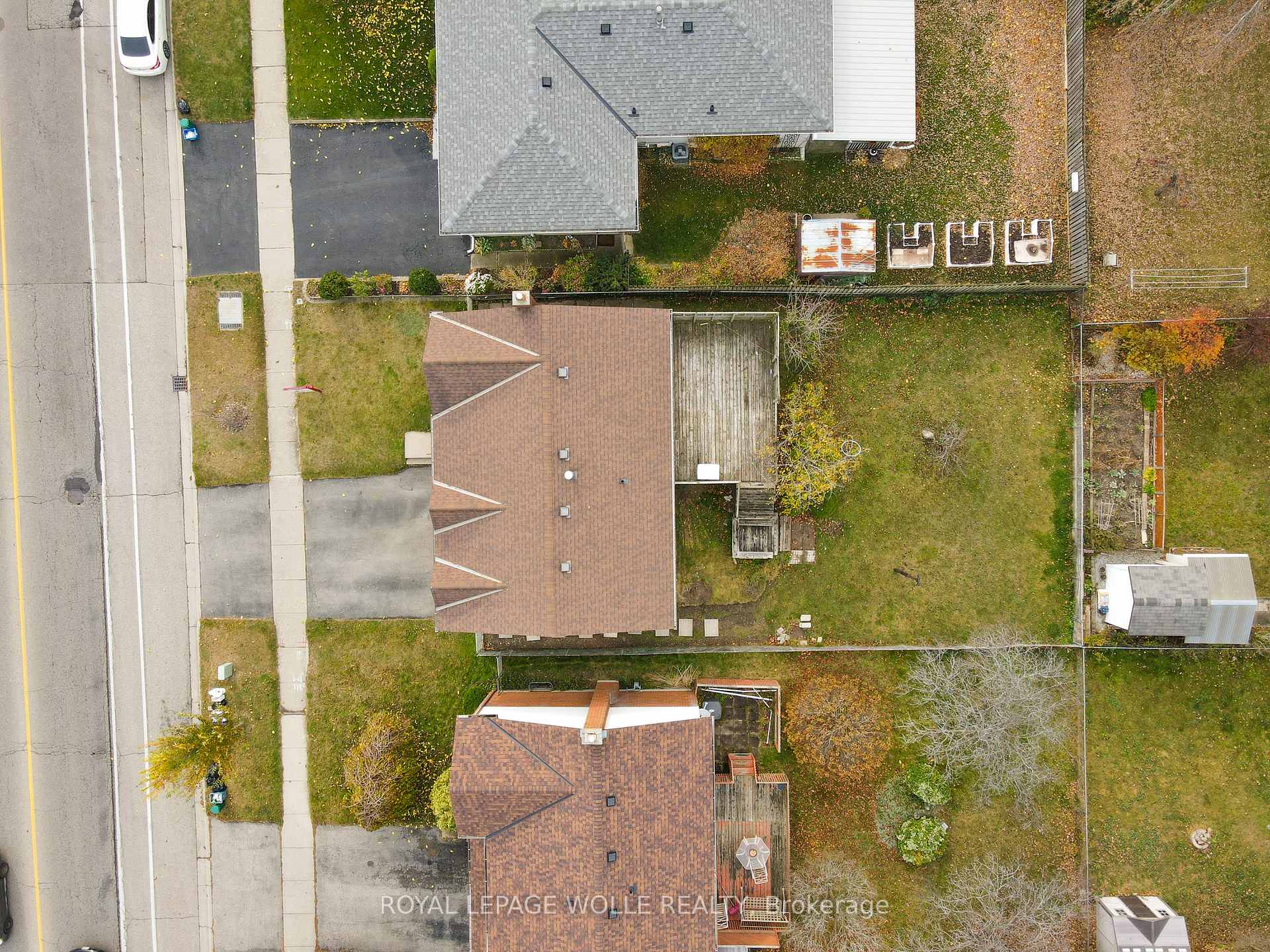 Photo 29 of 894 Strasburg Road, Kitchener — HOMEH