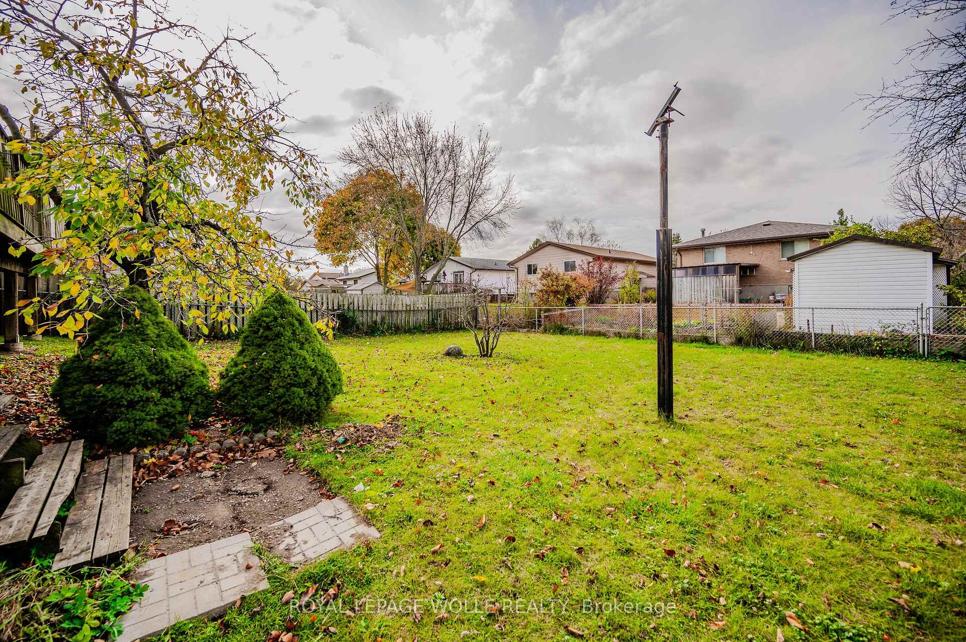 Photo 36 of 894 Strasburg Road, Kitchener — HOMEH