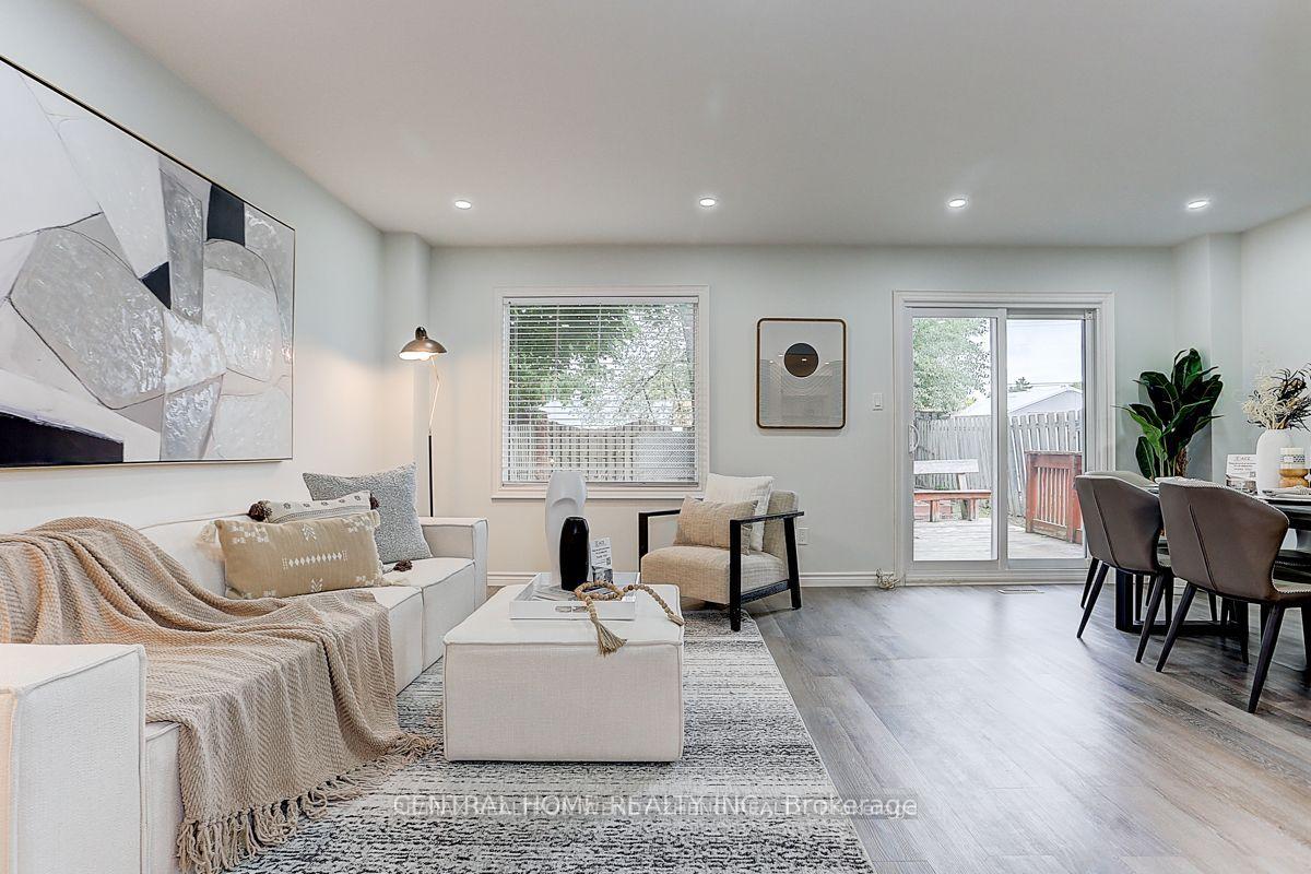 Photo 4 of Unit Main, 12 Woolen Mill Road, Markham, Raymerville — HOMEH