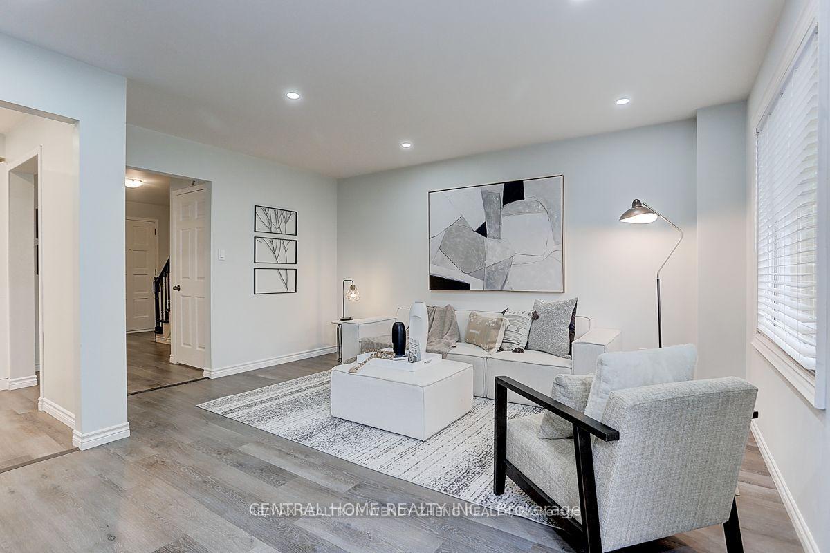 Photo 7 of Unit Main, 12 Woolen Mill Road, Markham, Raymerville — HOMEH