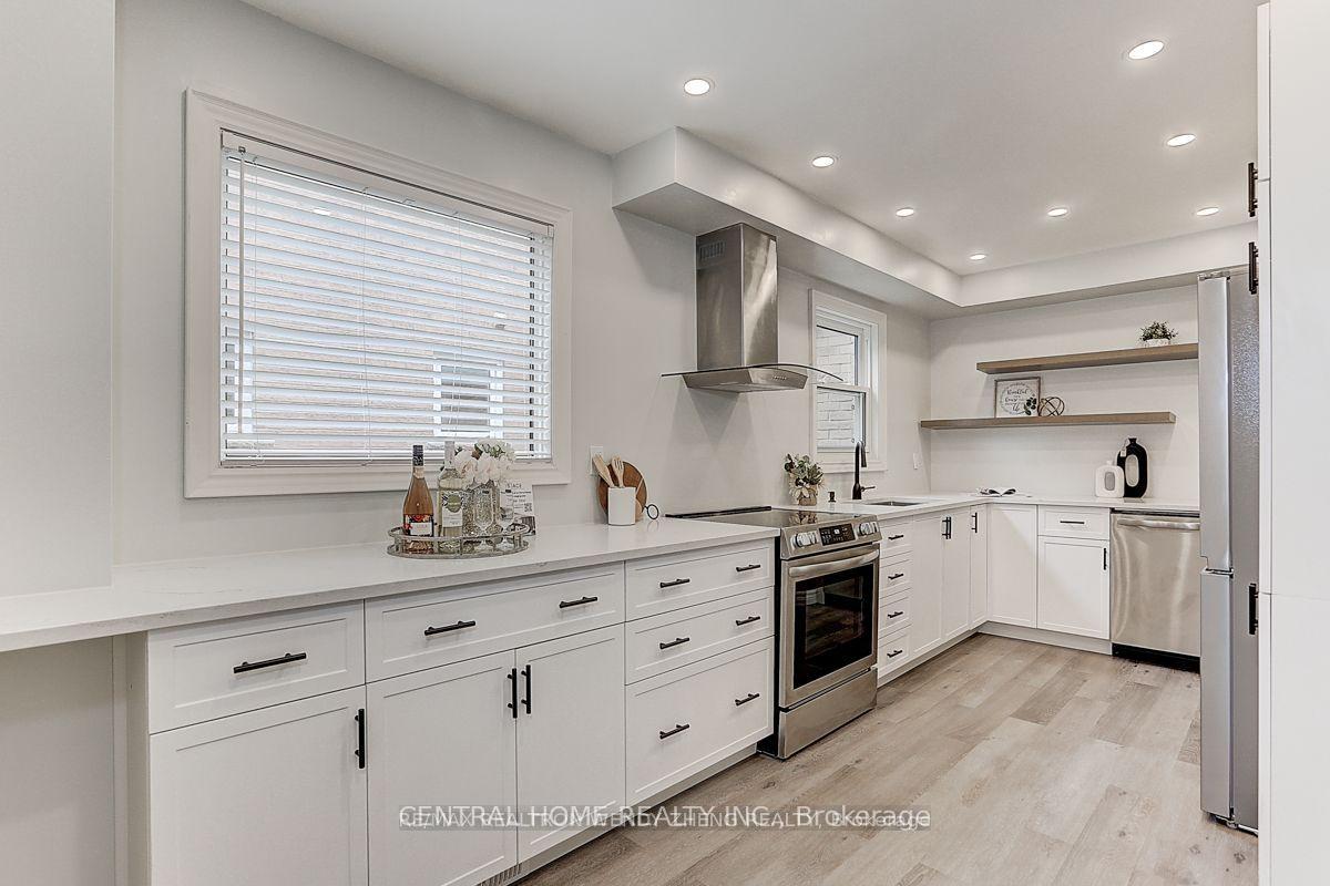 Photo 12 of Unit Main, 12 Woolen Mill Road, Markham, Raymerville — HOMEH