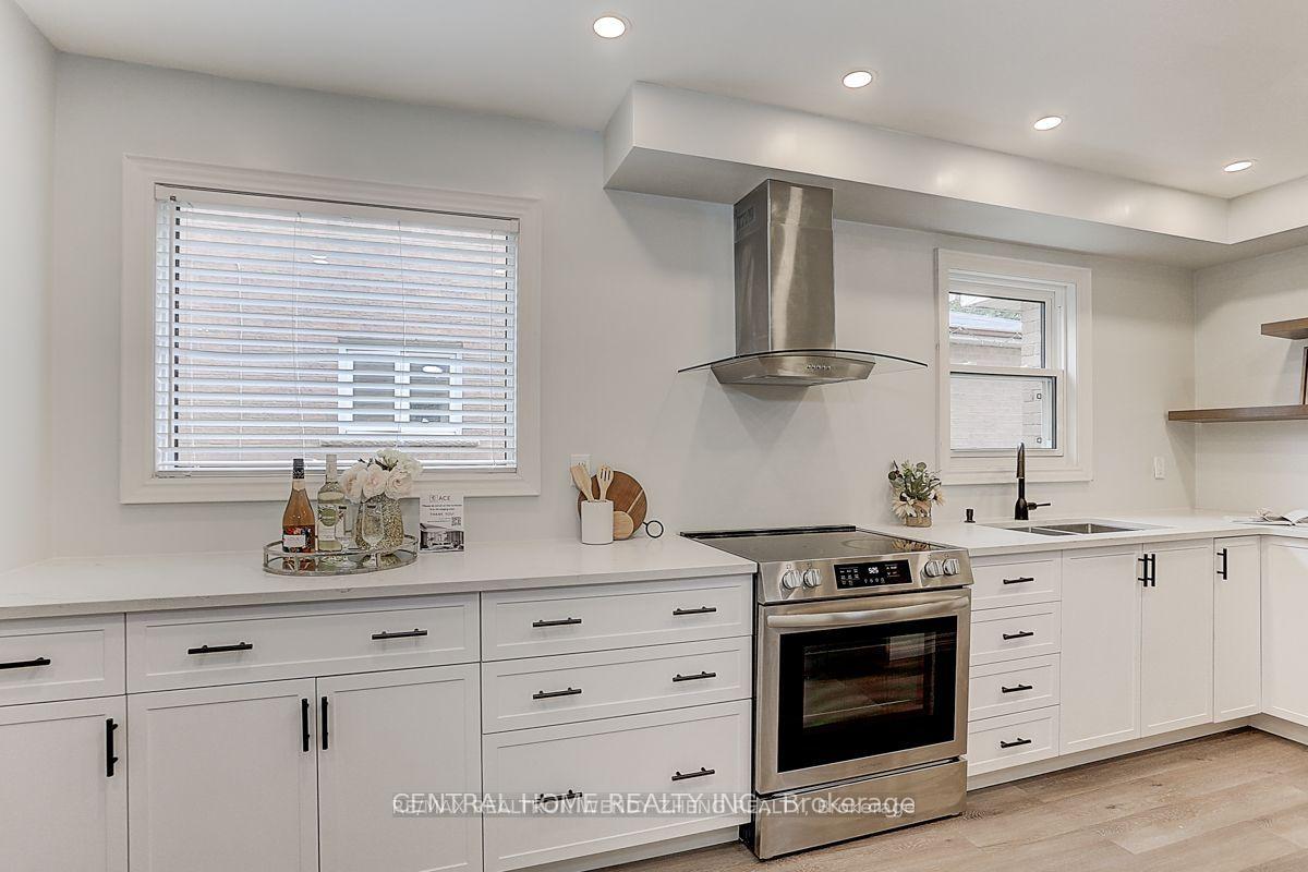 Photo 15 of Unit Main, 12 Woolen Mill Road, Markham, Raymerville — HOMEH