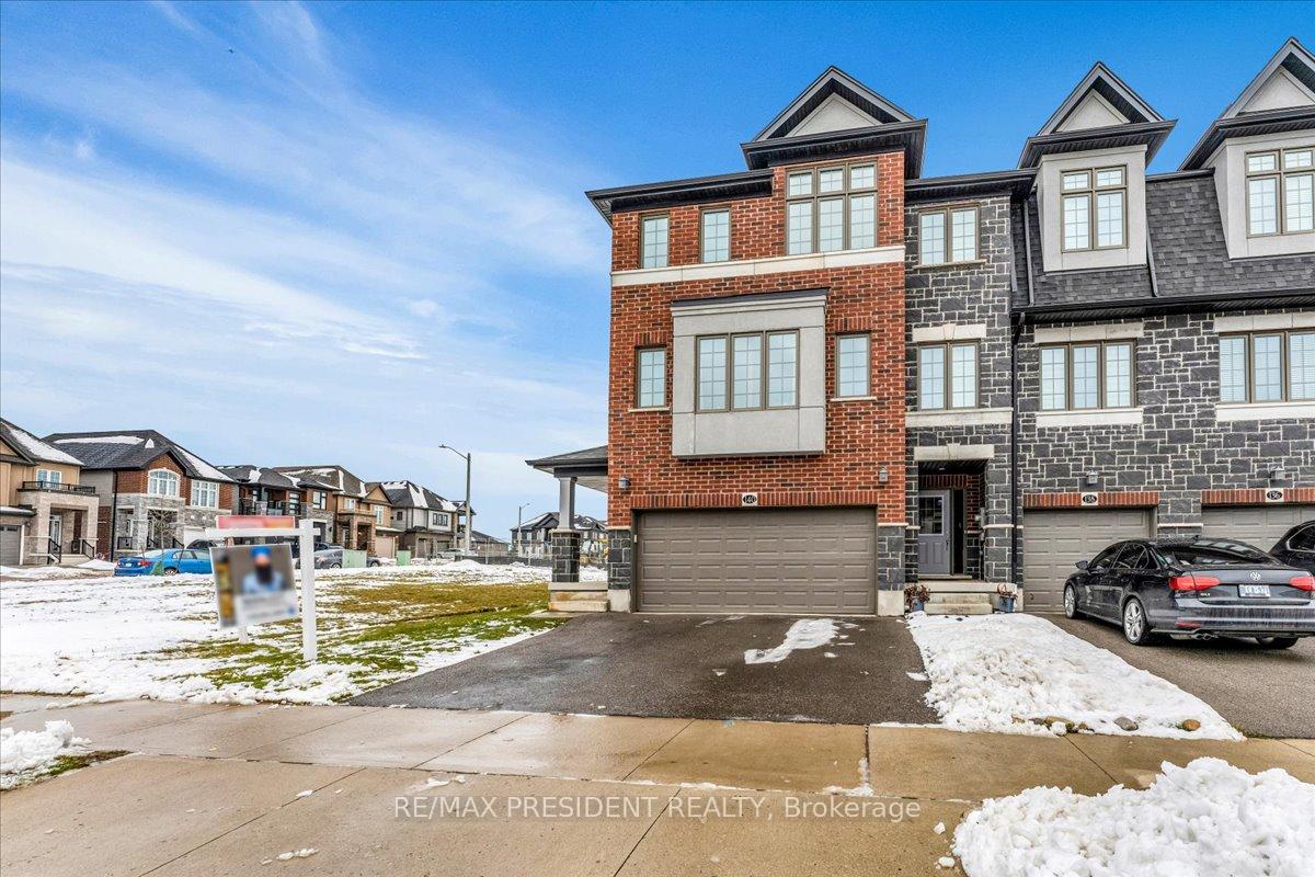 Photo 1 of 140 Ian Ormston Drive, Kitchener — HOMEH